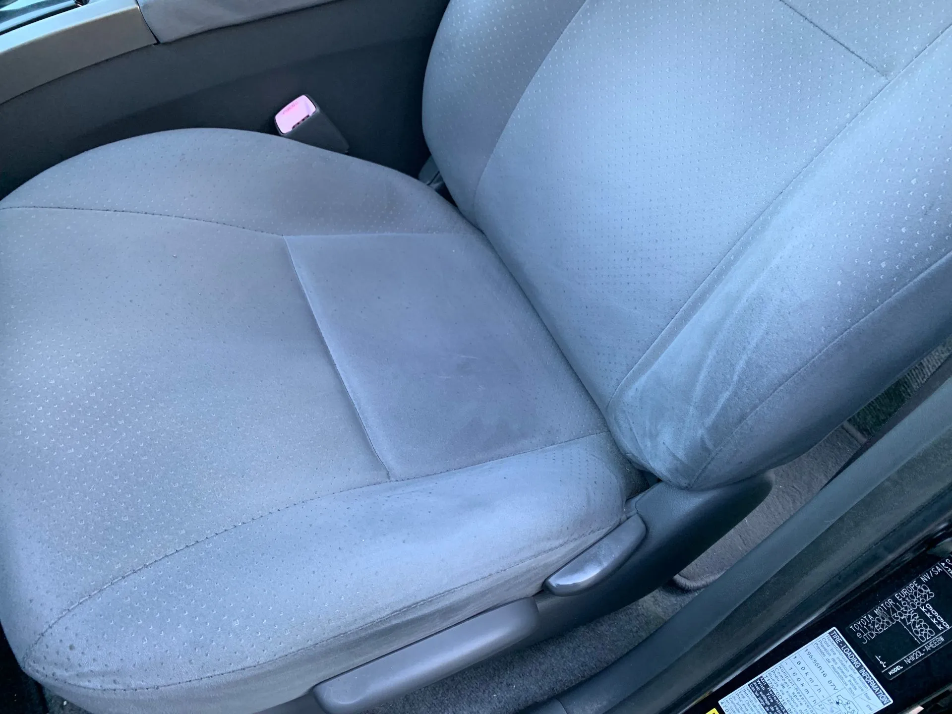 Conjunto de bancos TOYOTA Prius Hatchback (_W2_) Imagem-1