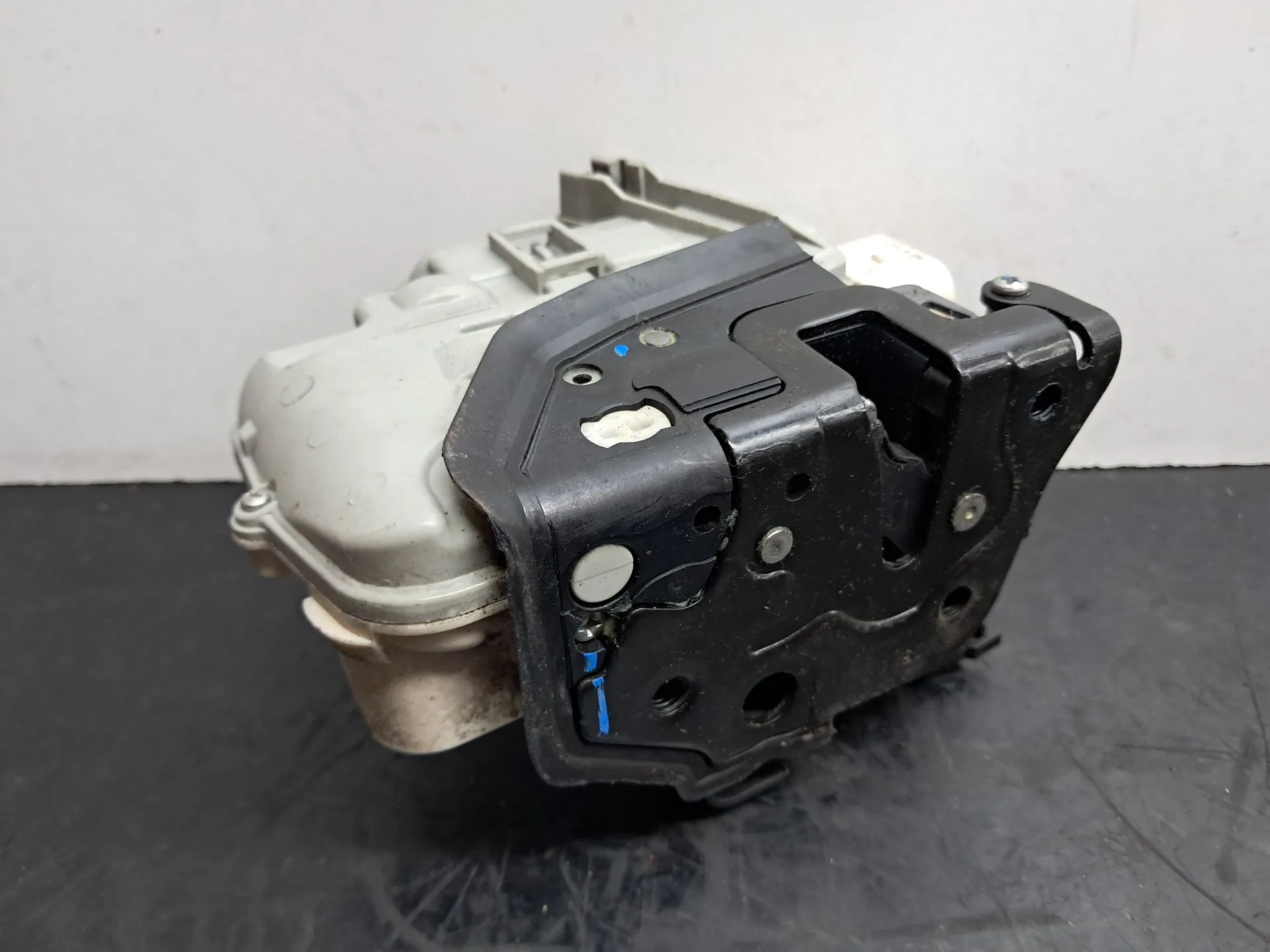Serratura / chiusura porta anteriore sinistro AUDI Q5 (8R) Imagem-3