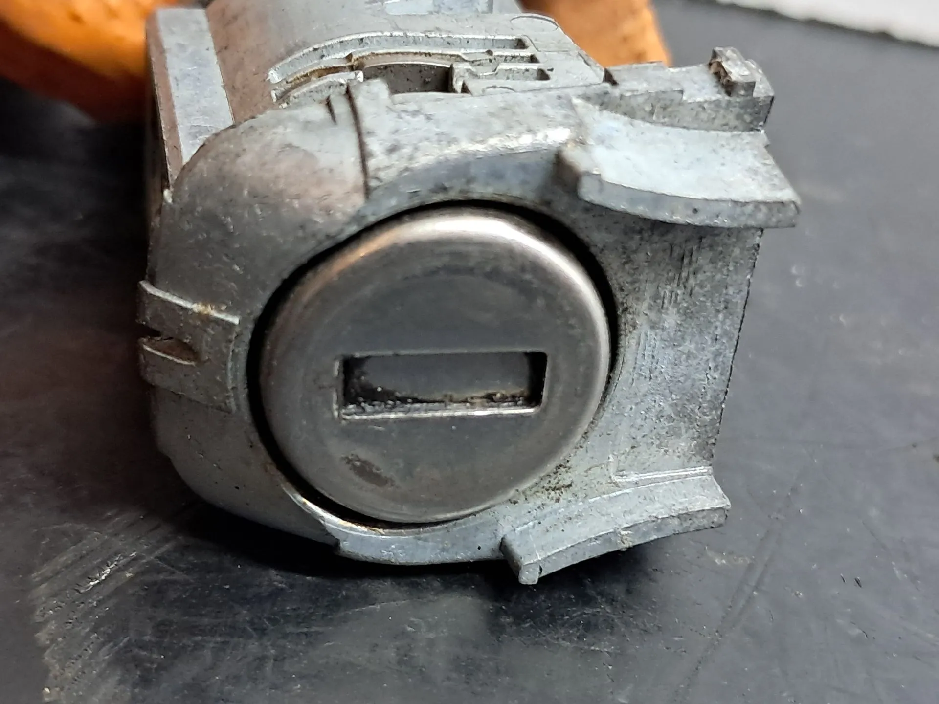 Bombín puerta AUDI Q5 (8R) Imagem-2