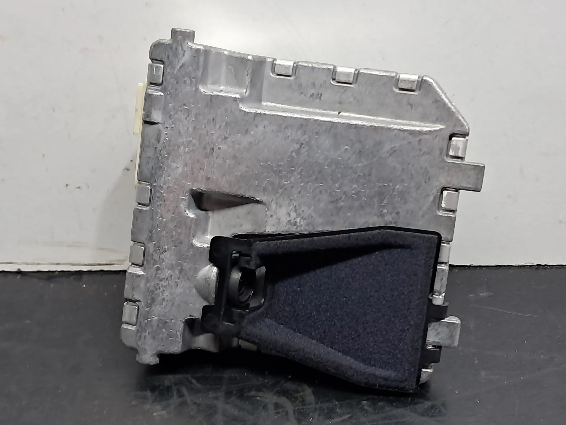 Câmera frontal MERCEDES-BENZ Classe C (W204) Imagem-2