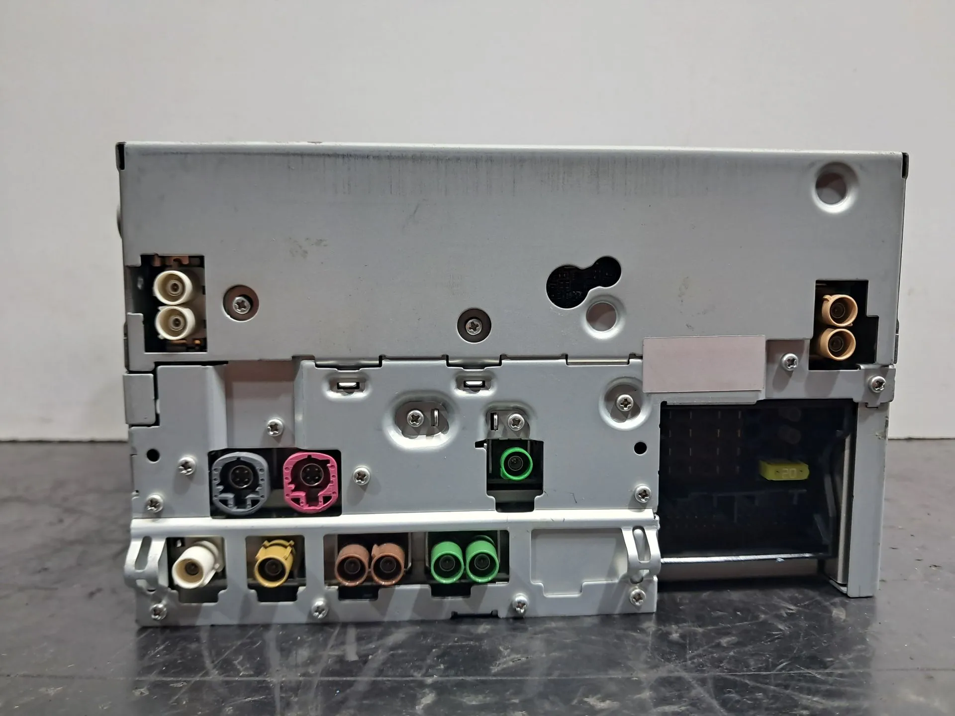 Rádio / auto-rádio MERCEDES-BENZ Classe C (W204) Imagem-6