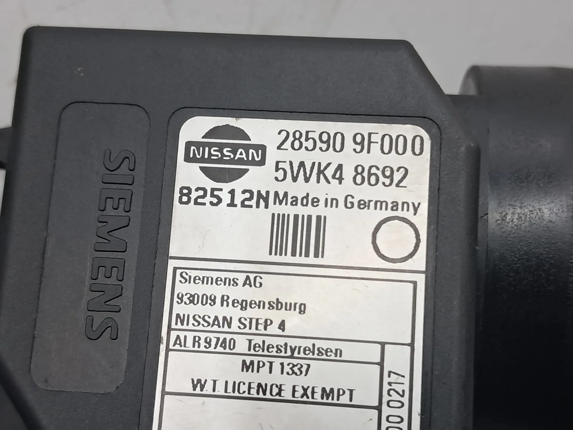 Antenna NISSAN Primera Sedan (P11) Imagem-1