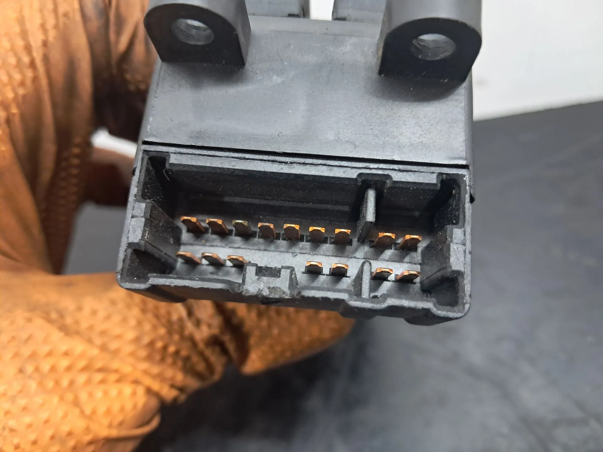 Comando / botão / interruptor vidros frente esquerdo NISSAN Primera Sedan (P11) Imagem-3