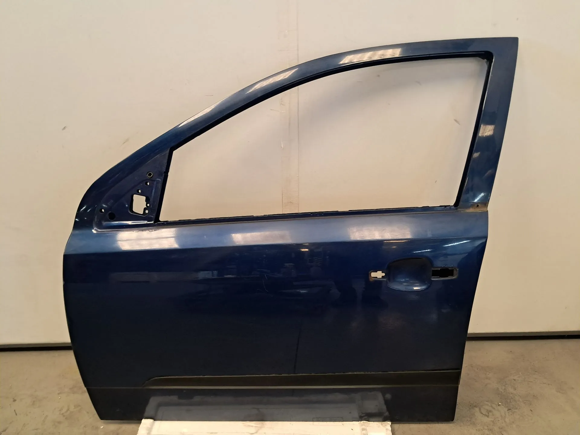 Porta anteriore sinistra OPEL Astra H Hatchback (L48)