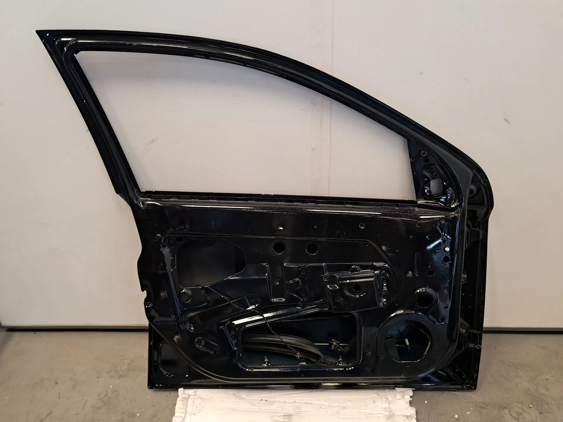 Porta anteriore sinistra OPEL Astra H Hatchback (L48) Imagem-7