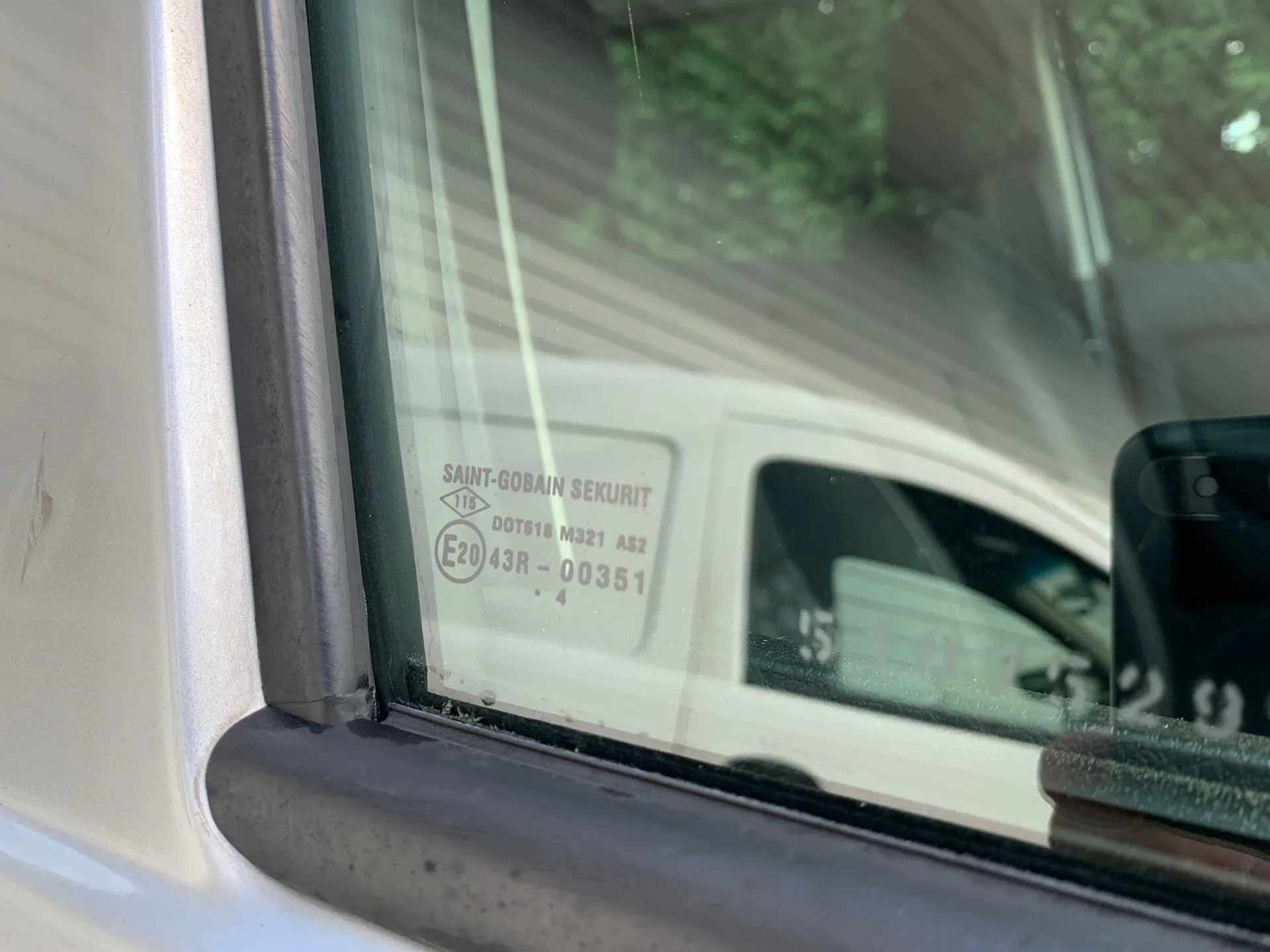 Vidro porta frente direita DACIA Logan MCV II (7S_) Imagem-2