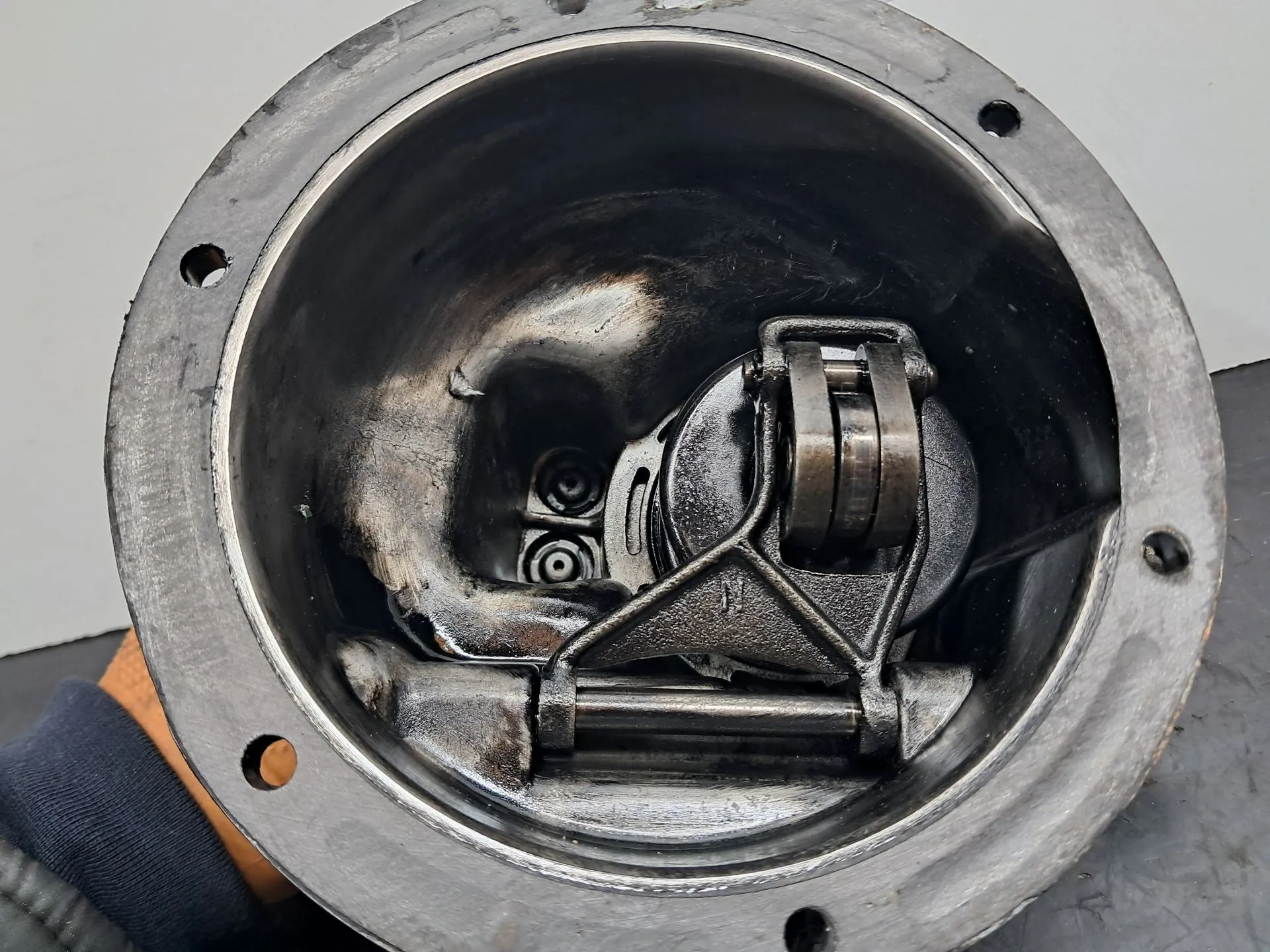 Depressor dos travões / bomba de vácuo MERCEDES-BENZ MB100 (KPA) Imagem-3