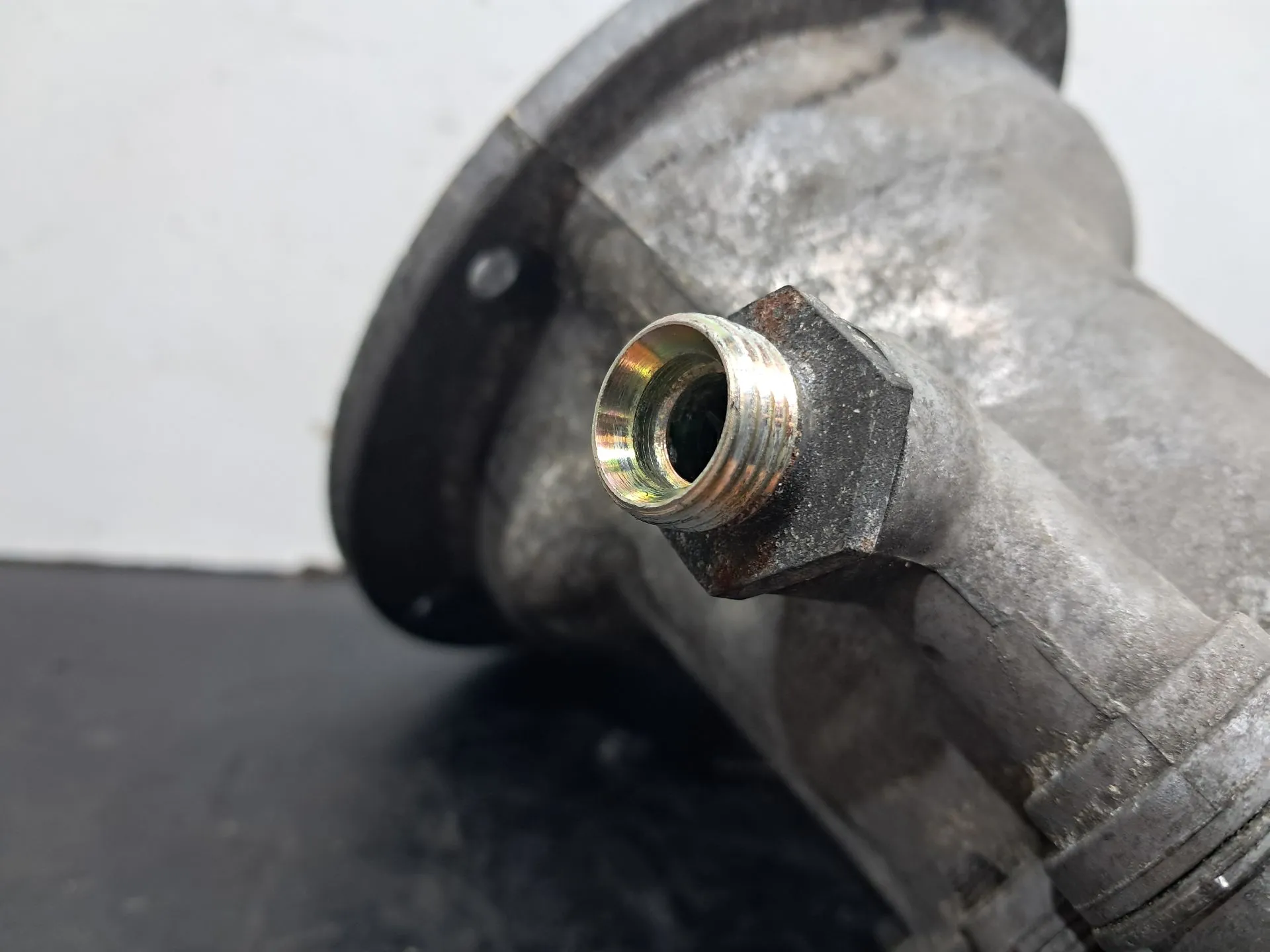 Depressor dos travões / bomba de vácuo MERCEDES-BENZ MB100 (KPA) Imagem-1