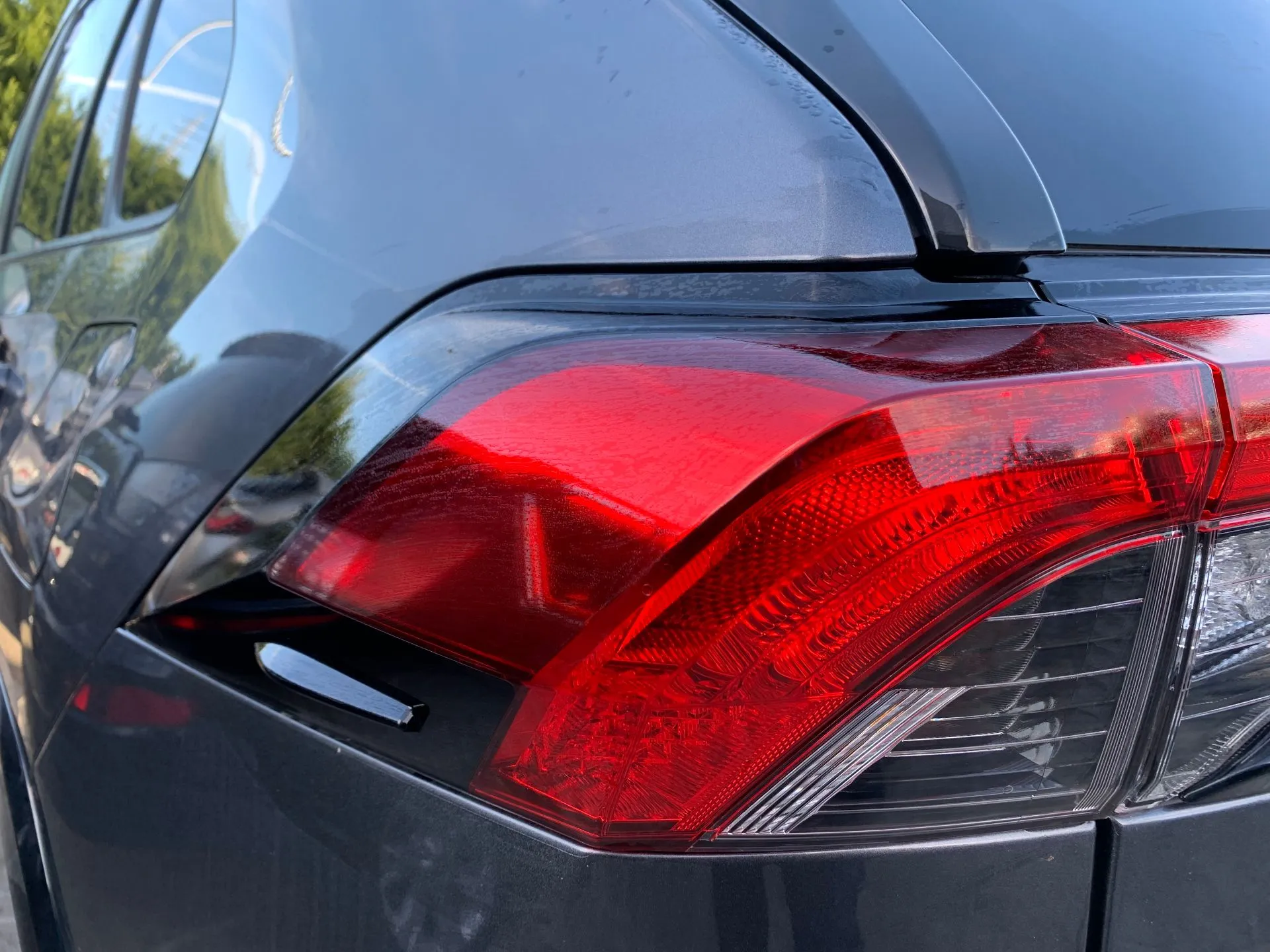 Left Tail light TOYOTA RAV4 V (_A5_, _H5_) Imagem-1