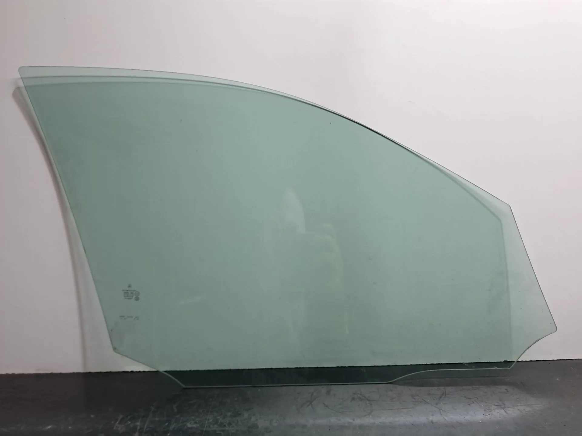 Vetro porta anteriore sinistra MERCEDES-BENZ Classe C (W204) Imagem-7