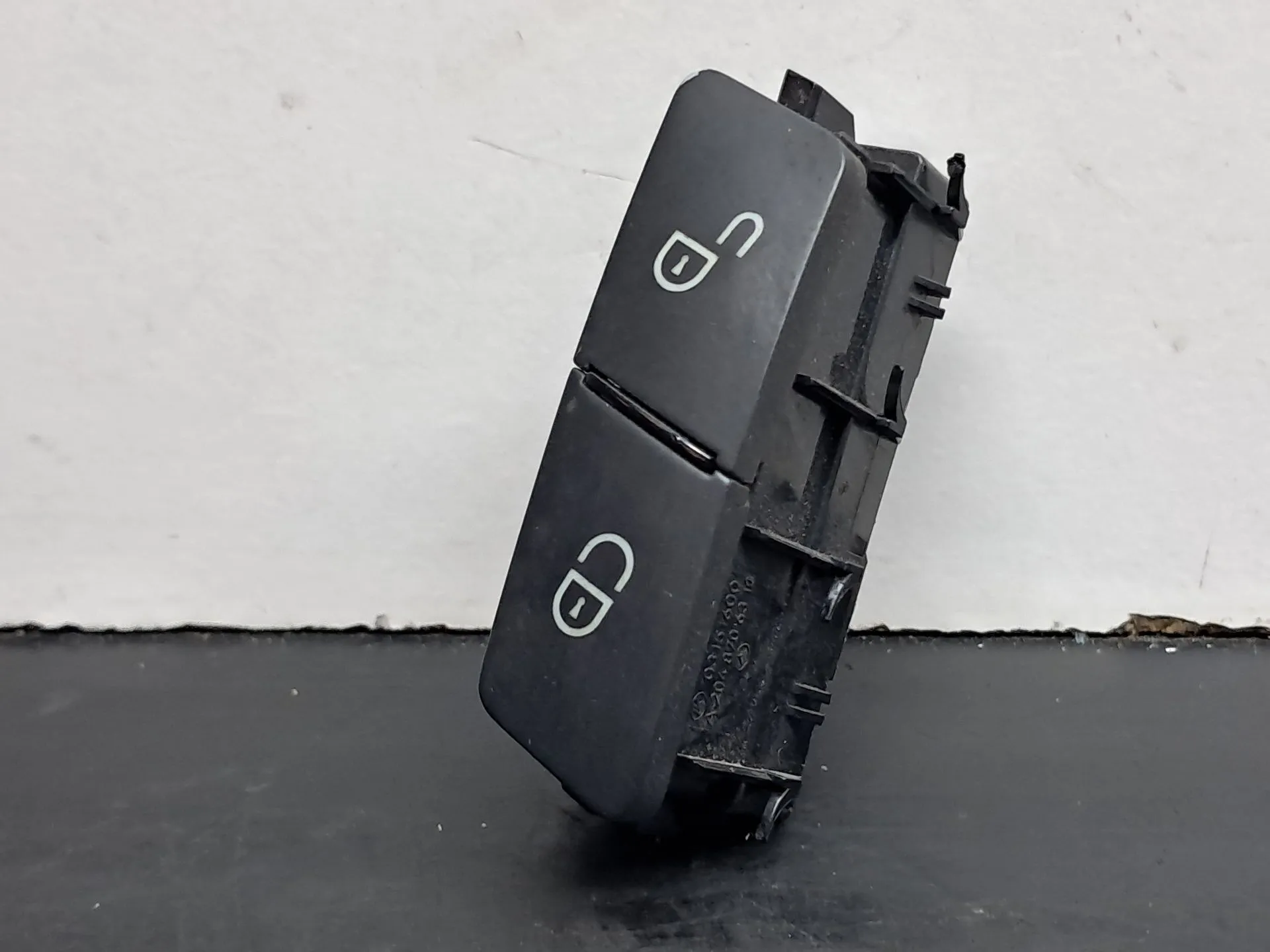 Botão / interruptor trancar portas MERCEDES-BENZ Classe C (W204)