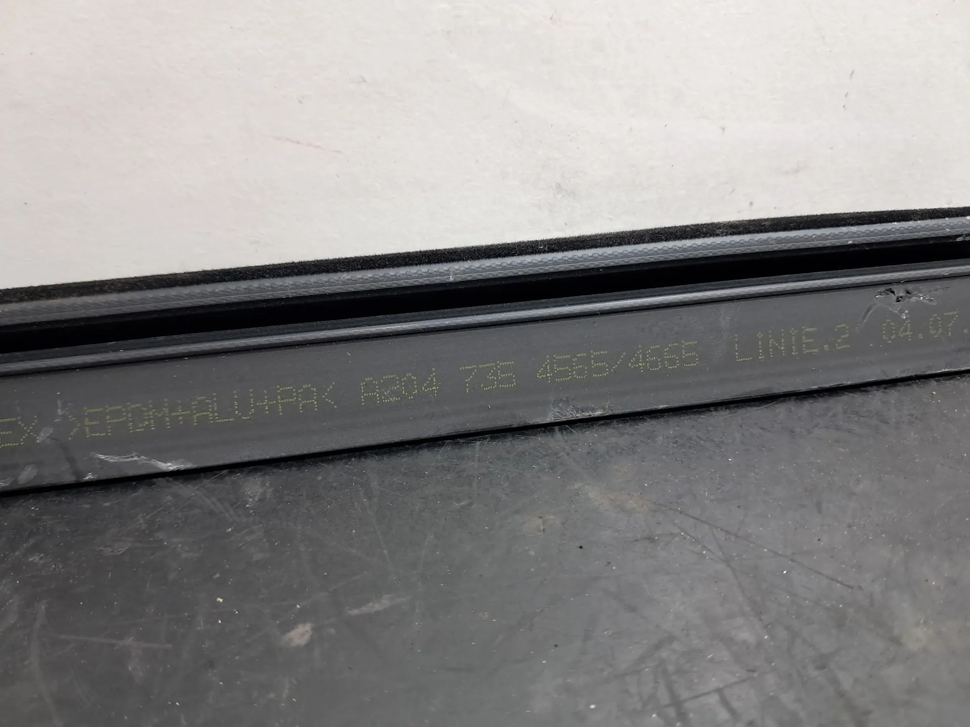Raspador Vidrio de Puerta Trasera Izquierda MERCEDES-BENZ Classe C (W204) Imagem-5