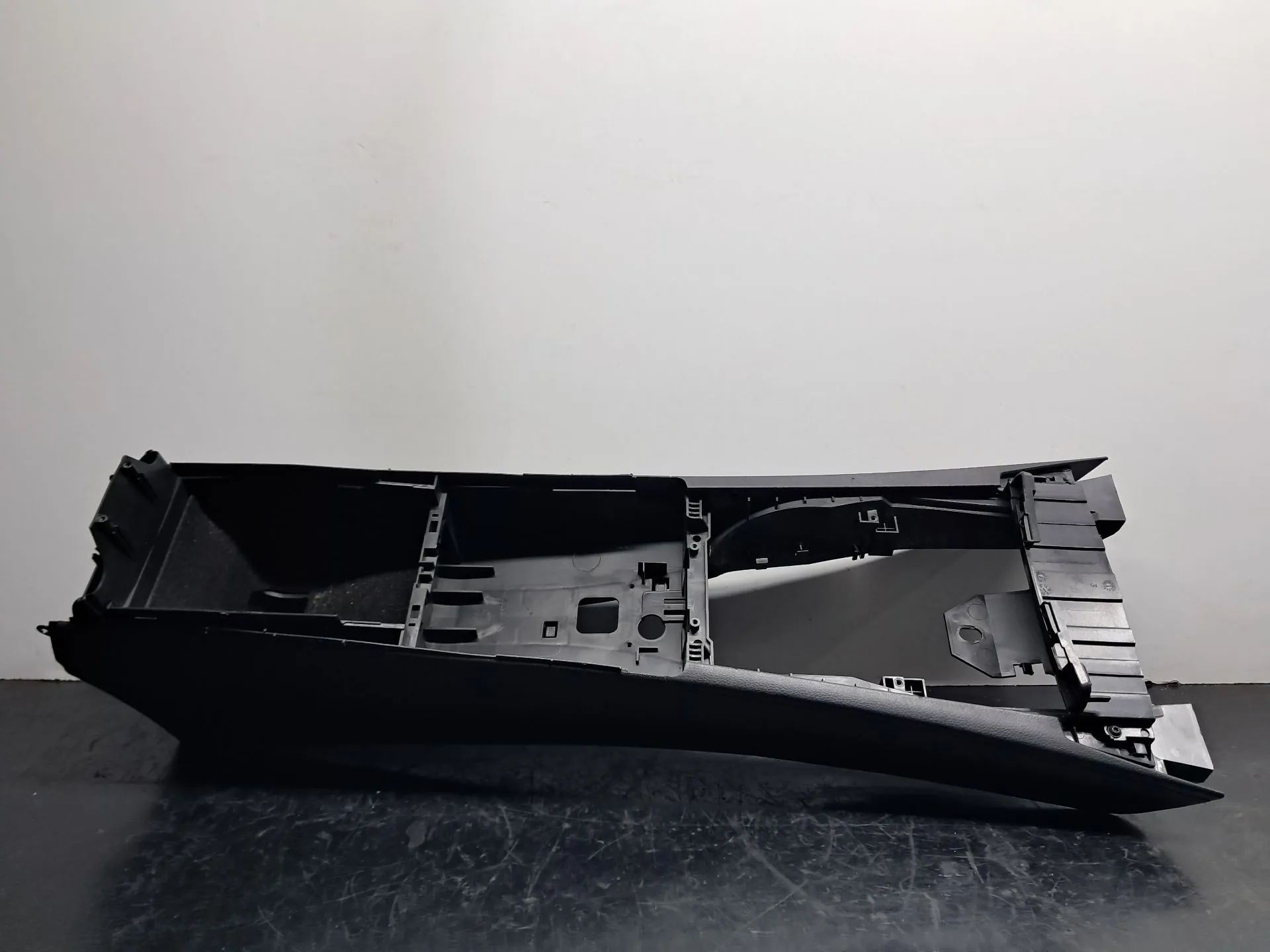 Consola central MERCEDES-BENZ Classe C (W204) Imagem-1