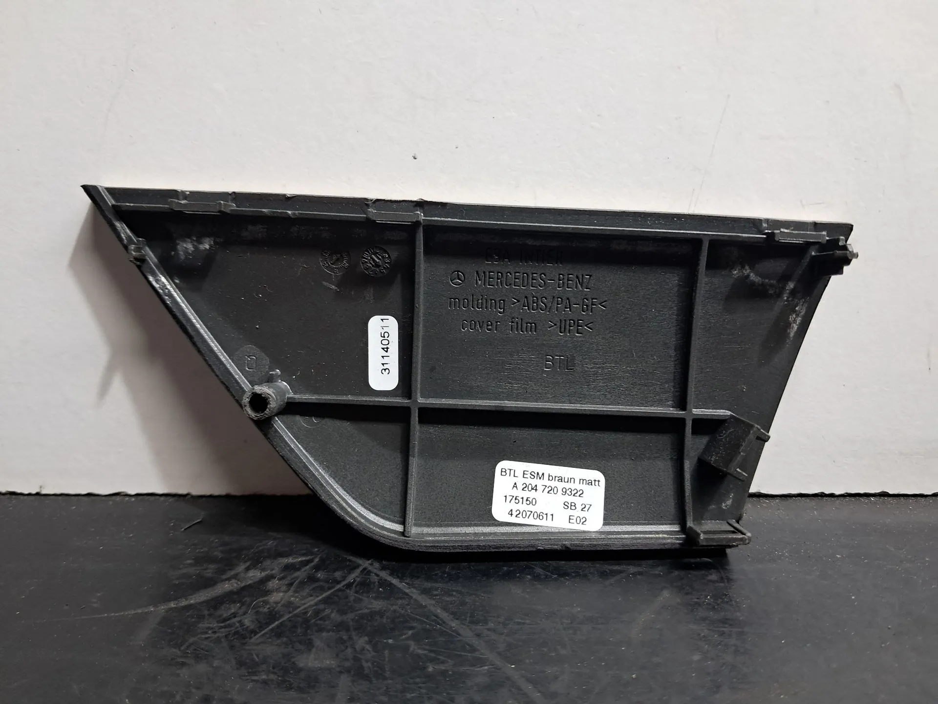 Moulure de porte avant gauche MERCEDES-BENZ Classe C (W204) Imagem-1