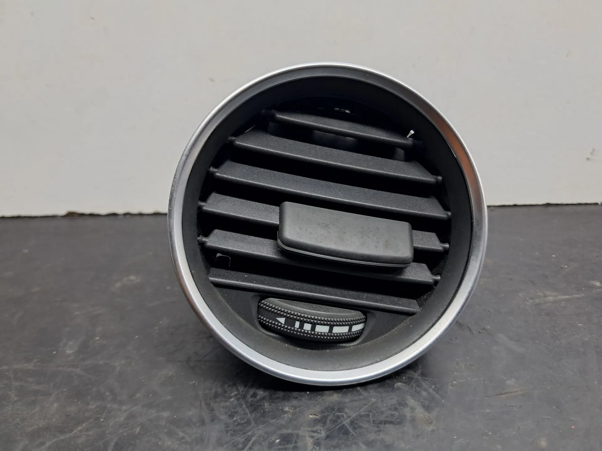 Diffusore / uscita aria MERCEDES-BENZ Classe C (W204) Imagem-1