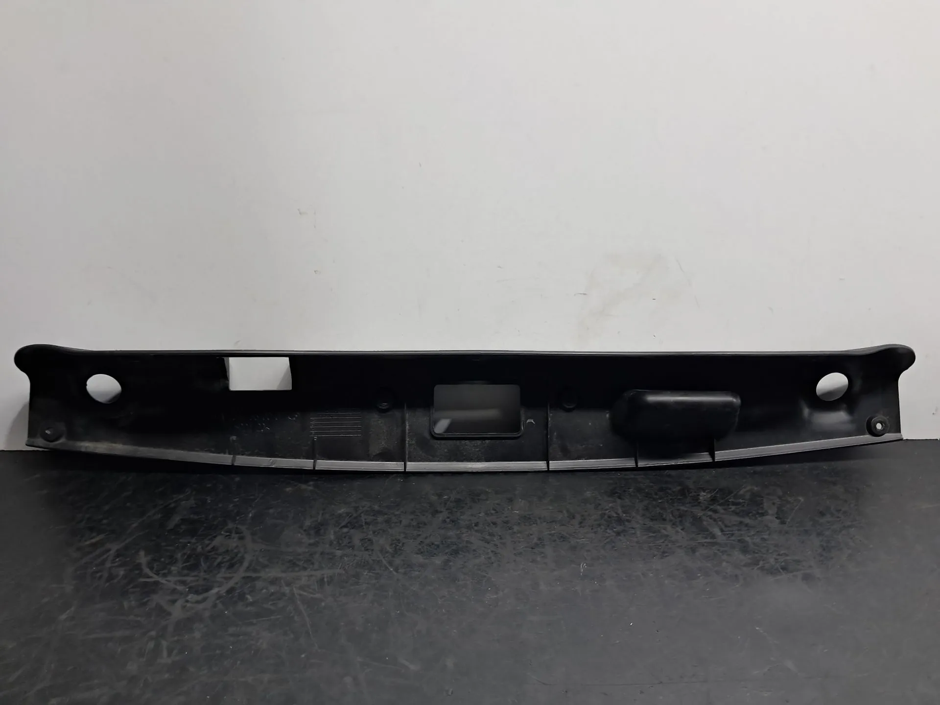 Door trim / trunk lid trim MERCEDES-BENZ Classe C (W204) Imagem-5