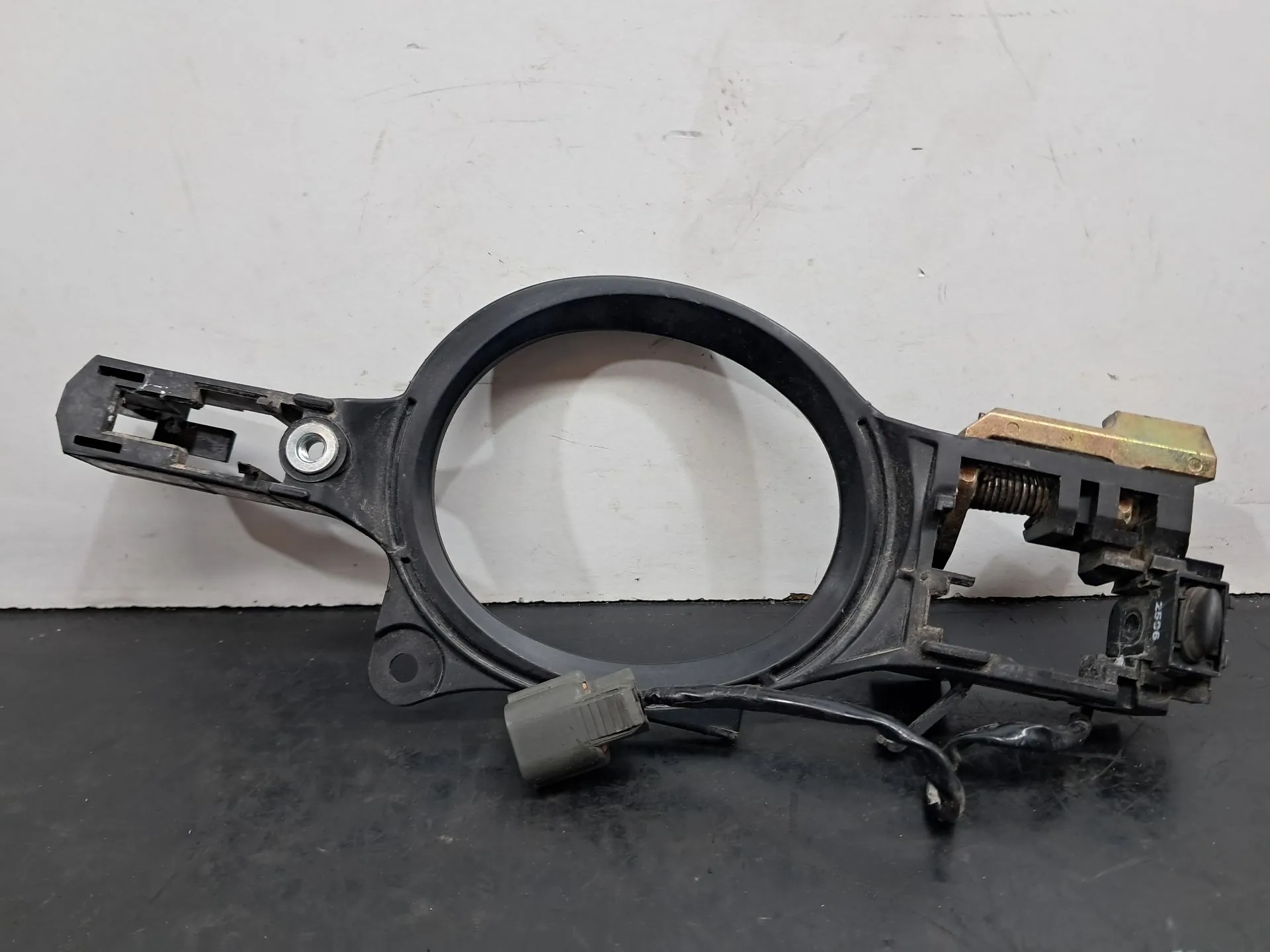 Support poignée porte avant gauche MITSUBISHI Outlander II (CW_W)