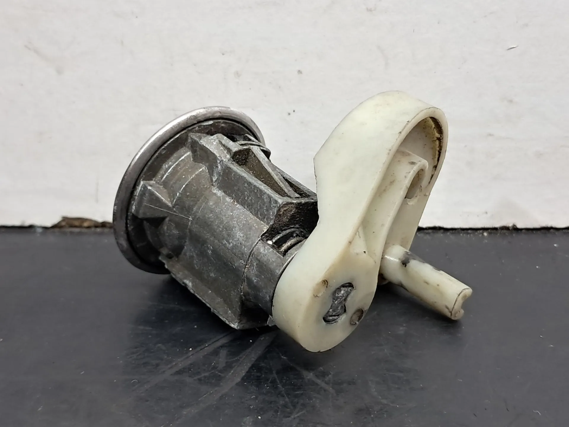 Canhão de porta PEUGEOT 306 Sedan (7B, N3, N5) Imagem-2