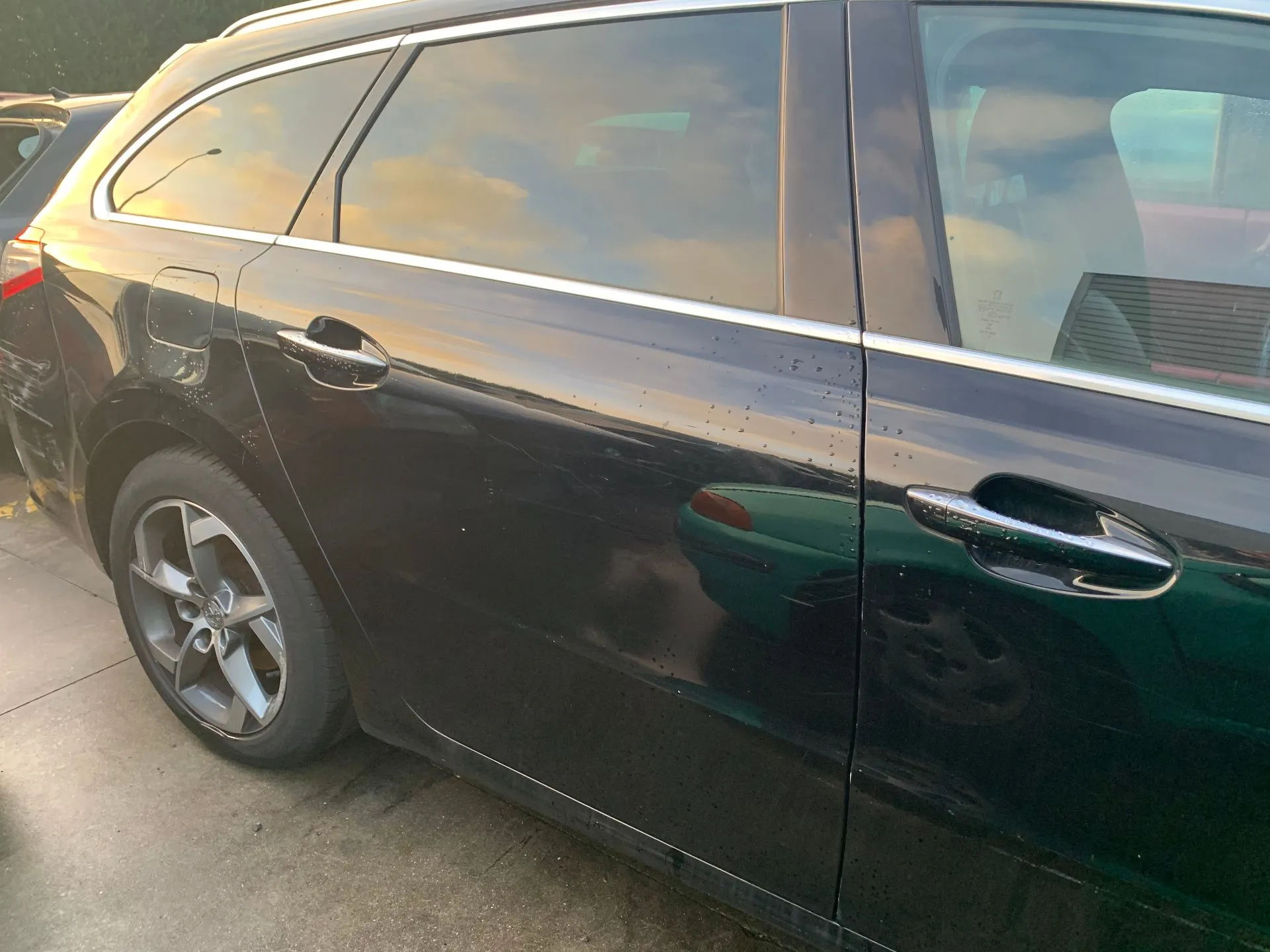 Porte arrière Droite PEUGEOT 508 SW Imagem-1