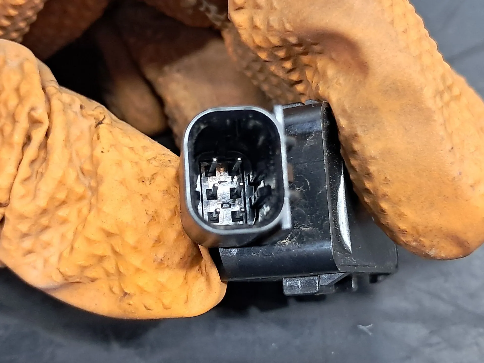 Sensor de estacionamento frente LEXUS NX II (_A2_, _H2_) Imagem-2