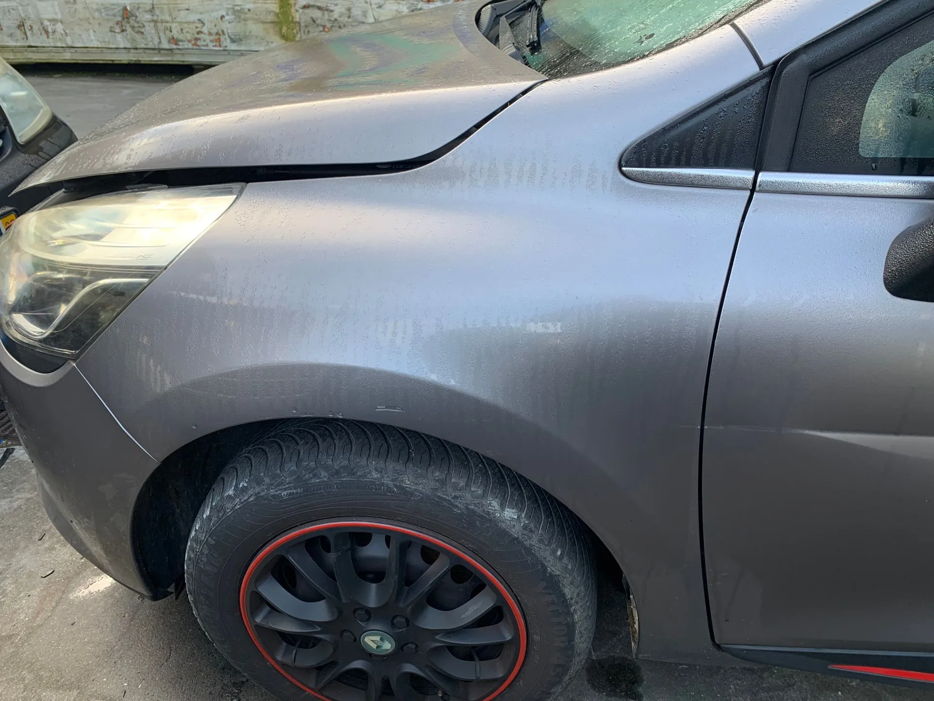 Guardabarros izquierdo RENAULT Clio IV (BH_) Imagem-1