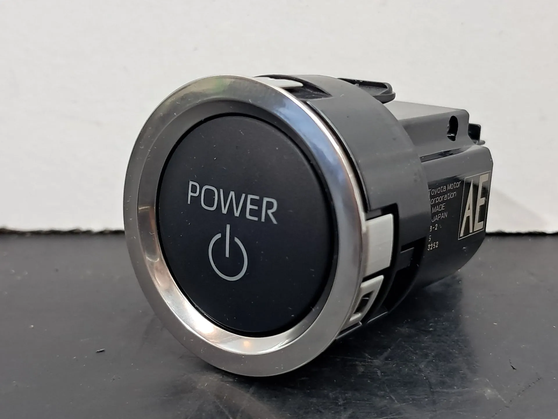 Botão / interruptor Start&Stop TOYOTA RAV4 V (_A5_, _H5_)