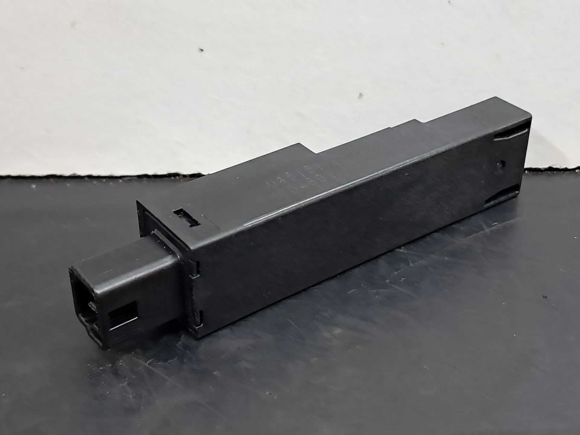 Amplificador de antena TOYOTA RAV4 V (_A5_, _H5_) | 2018 - 2025