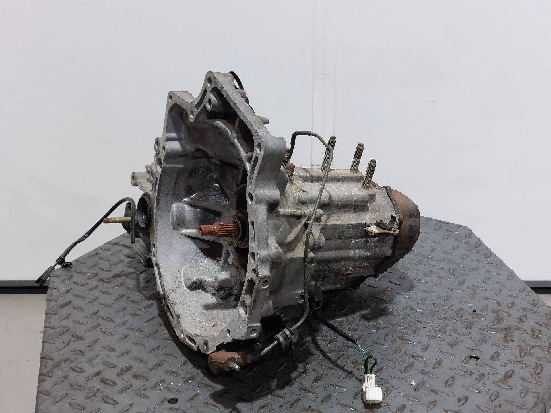 Caixa de velocidades manual MAZDA 323 F V (BA)