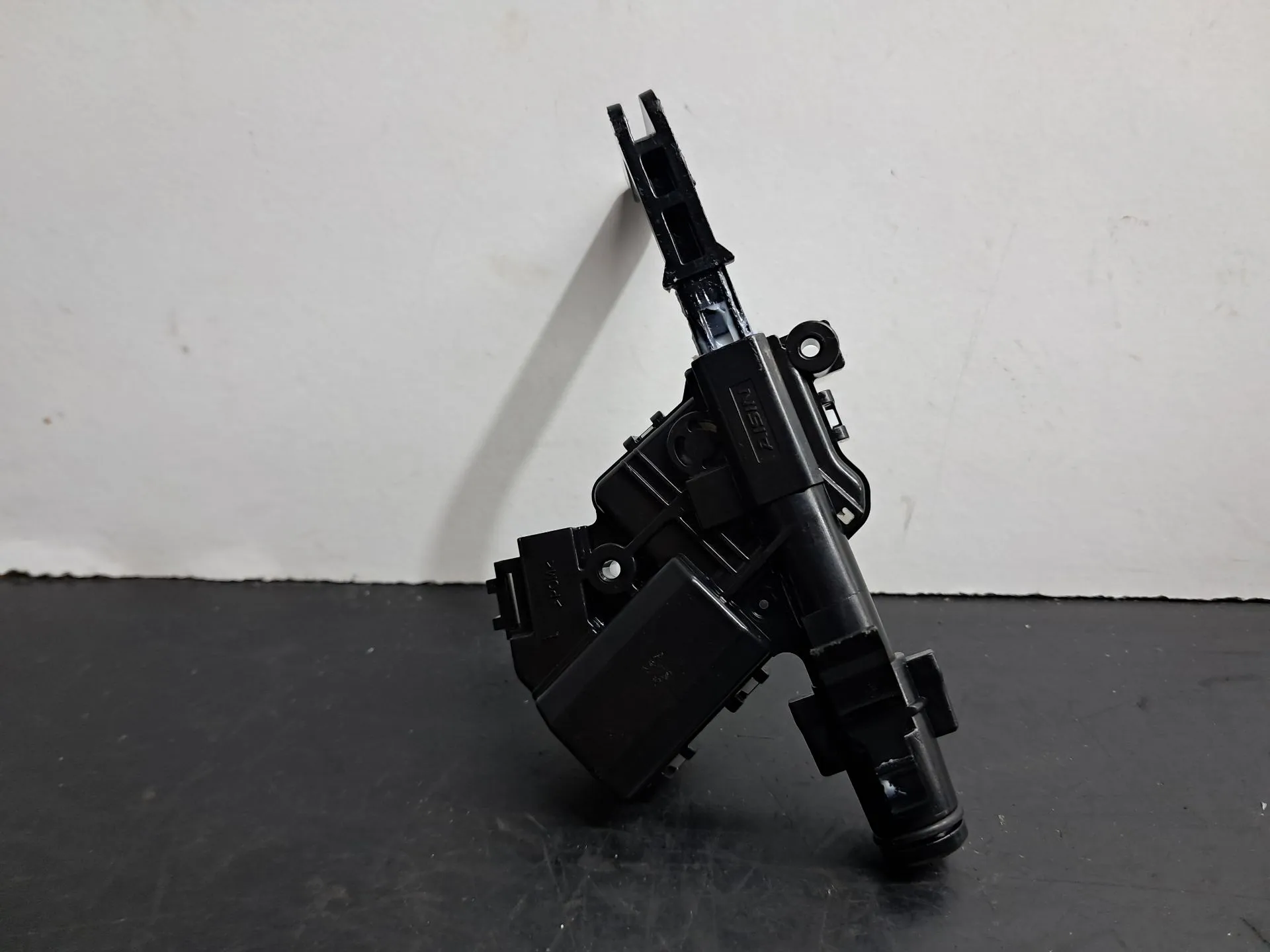 Pistola do depósito de combustível TOYOTA RAV4 V (_A5_, _H5_)