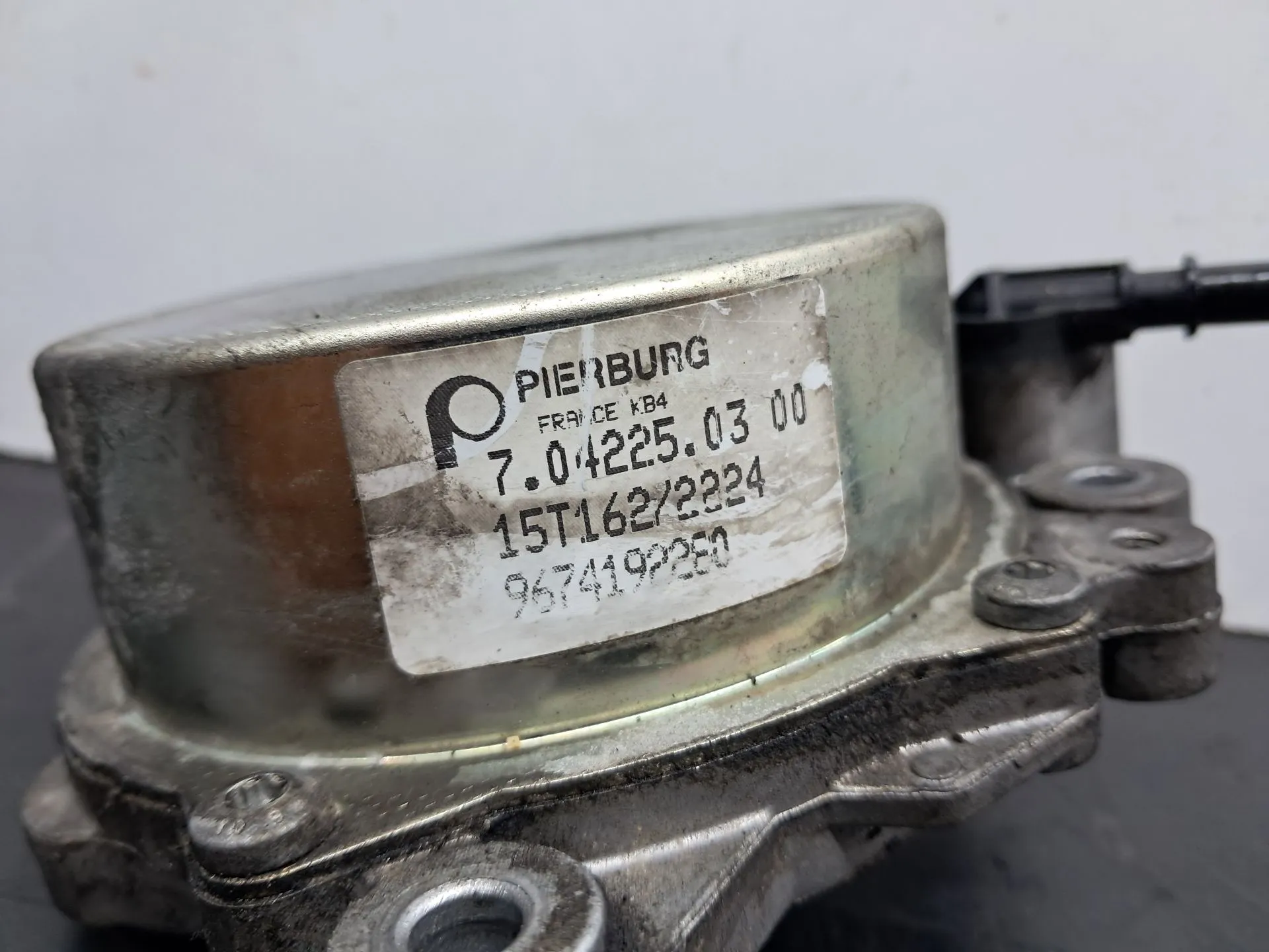Depressor dos travões / bomba de vácuo PEUGEOT 508 SW Imagem-1