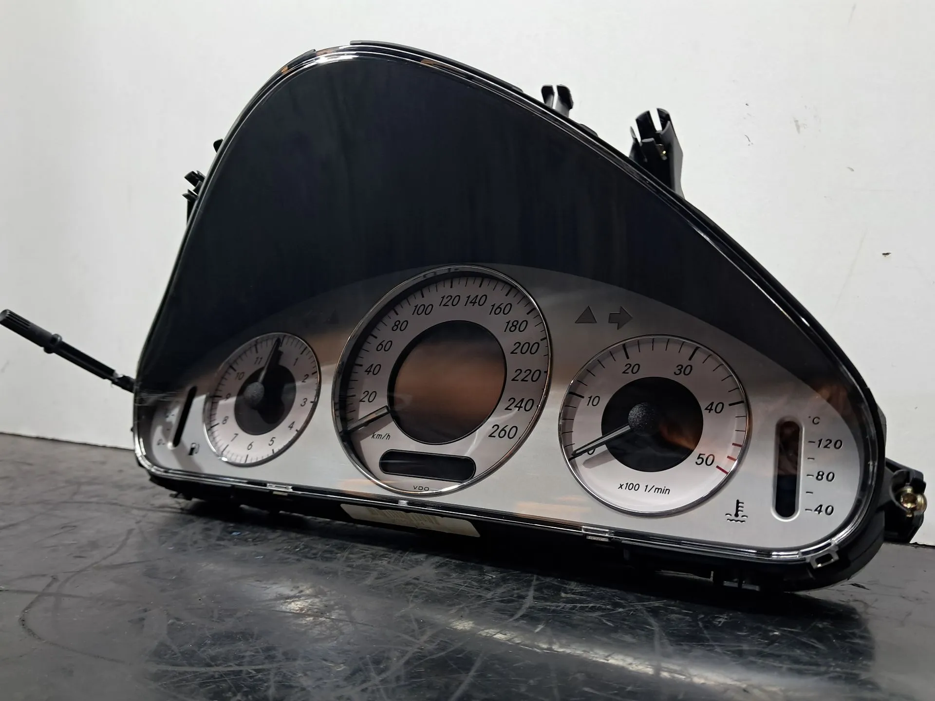 Quadrante / painel de instrumentos MERCEDES-BENZ Classe E (W211) Imagem-2