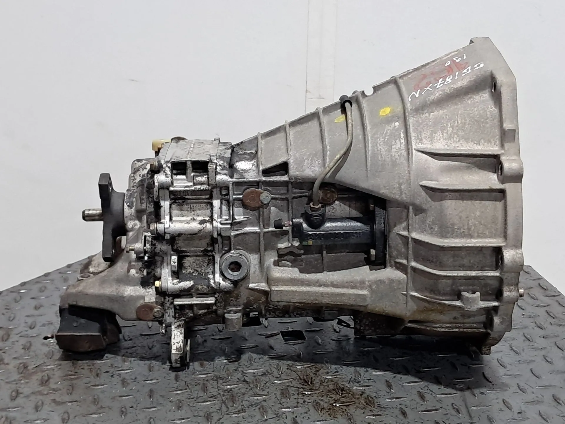 Caixa de velocidades manual MERCEDES-BENZ 190 (W201) Imagem-6