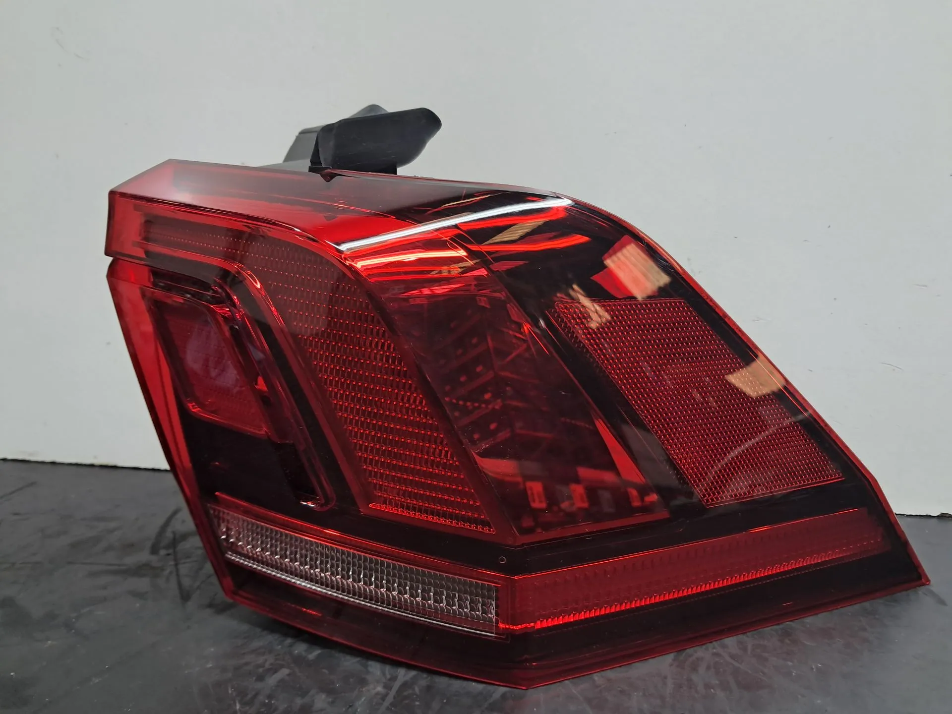 Fanale Destro VOLKSWAGEN Tiguan (AD1, AX1)