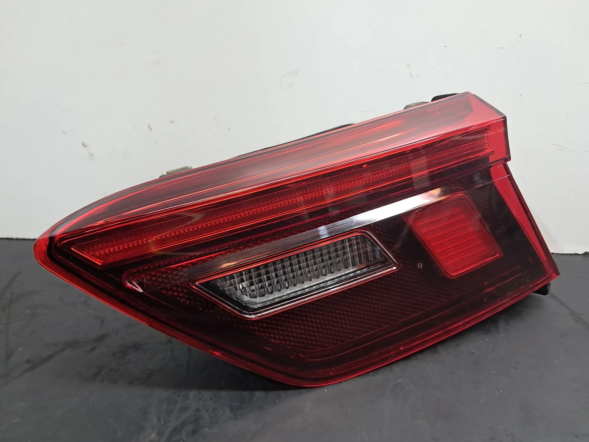 Fanale Destro Baule VOLKSWAGEN Tiguan (AD1, AX1)