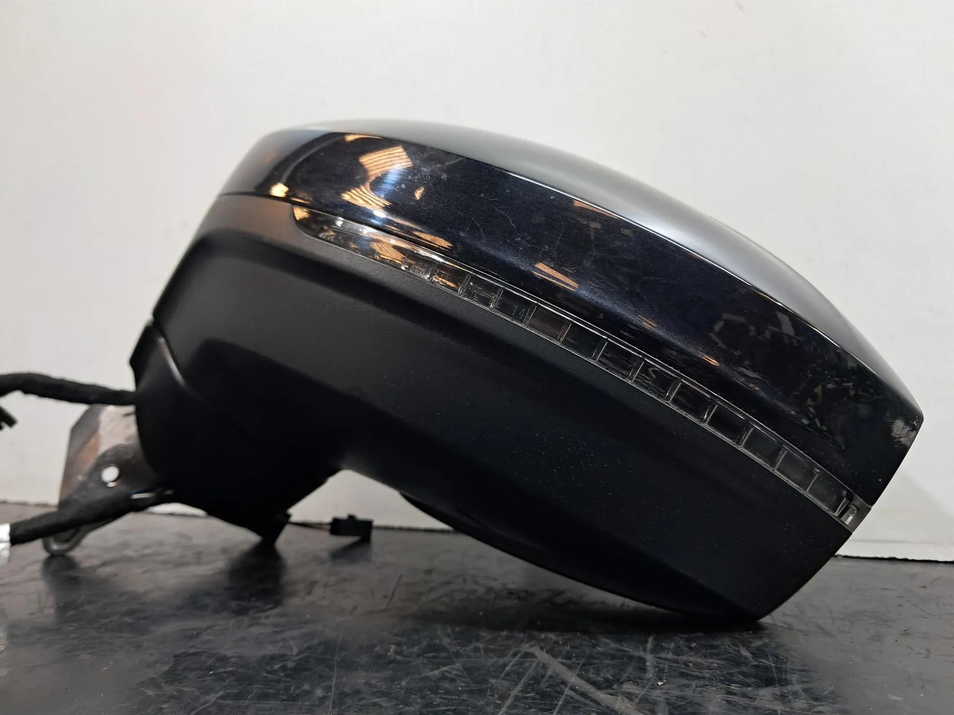 Rétroviseur gauche VOLKSWAGEN Tiguan (AD1, AX1) Imagem-3