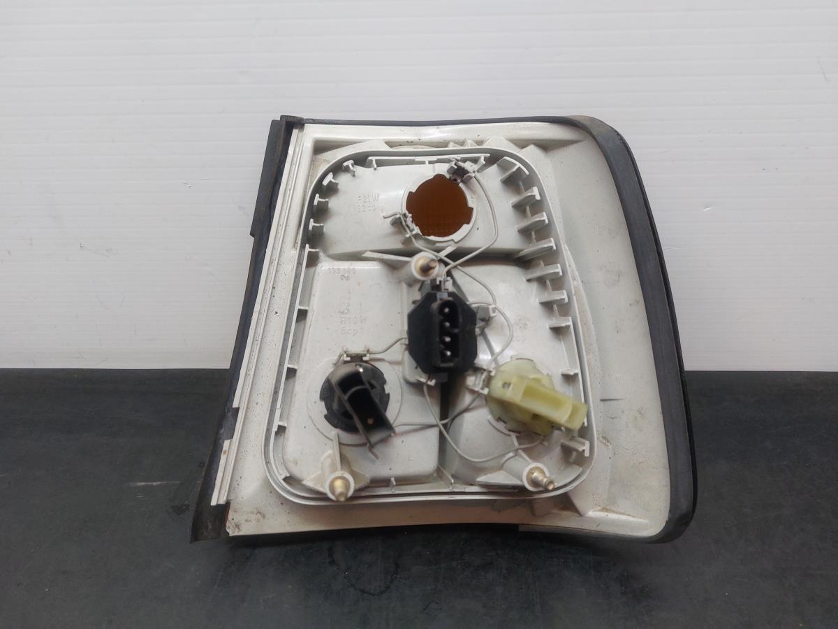 Feu arrière Gauche BMW 5 (E34) Imagem-2