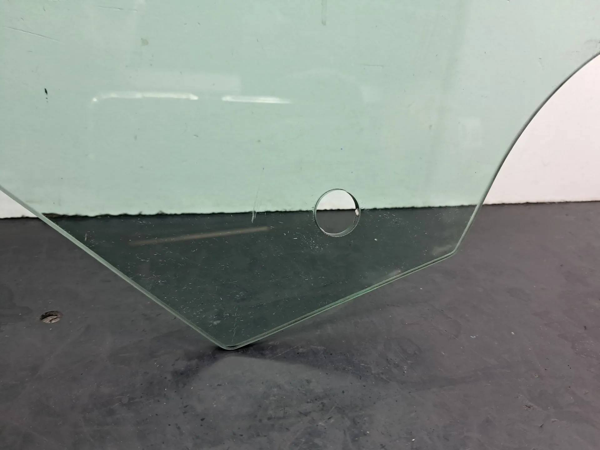 Vitre porte avant gauche VOLKSWAGEN Tiguan (AD1, AX1) Imagem-8
