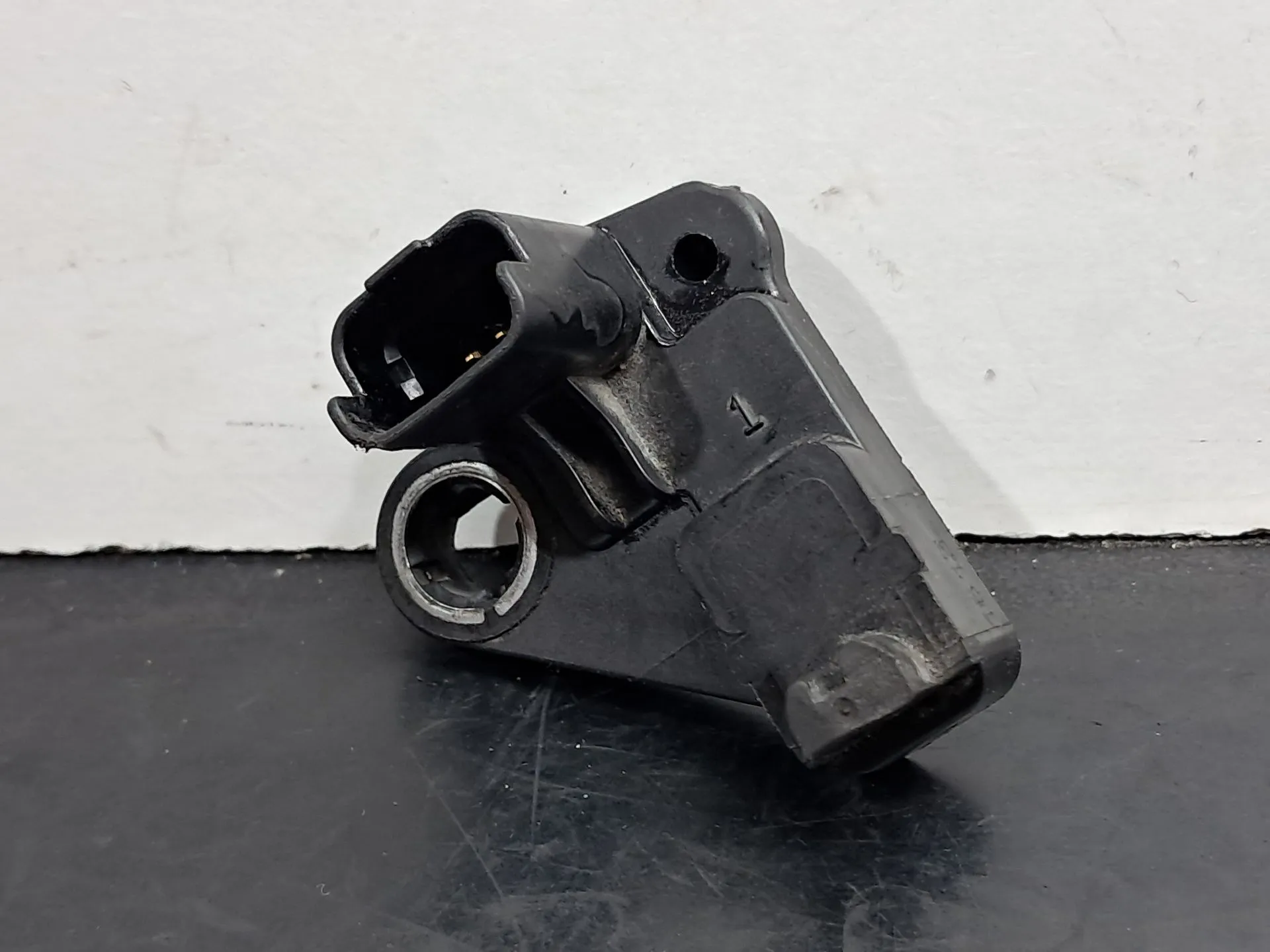 Sensor da cambota / sensor de rotação / sensor de velocidade FORD Focus III