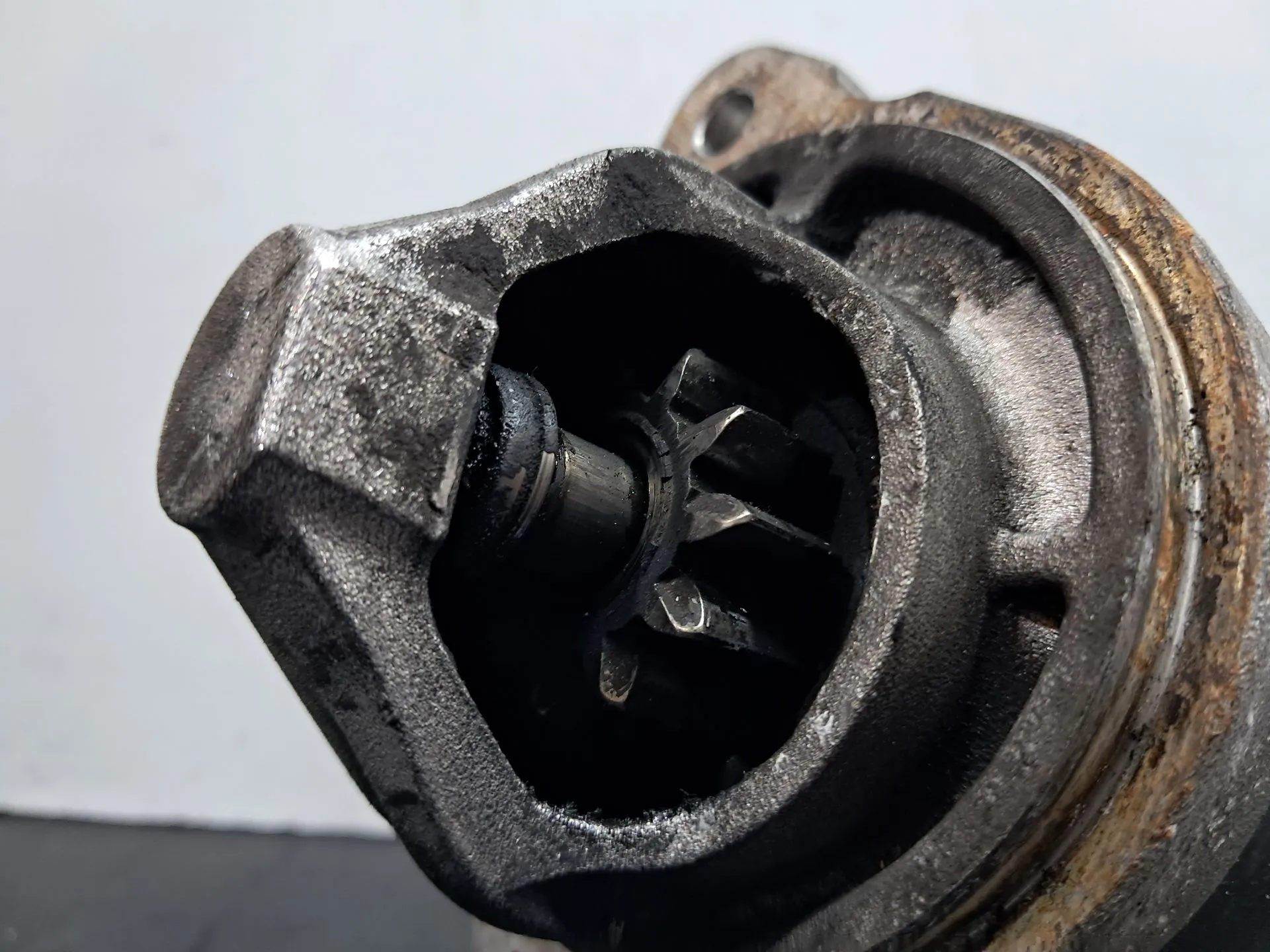 Motor de arranque FORD Focus III Imagem-1
