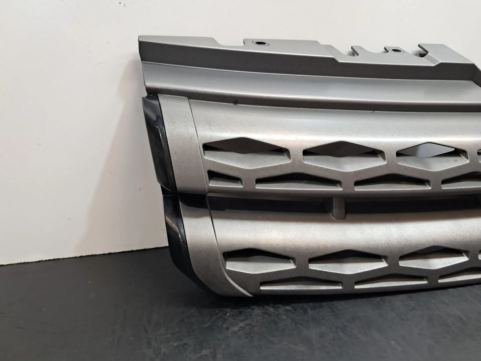 Rejilla delantera LAND ROVER Range Rover Evoque (L538) Imagem-4