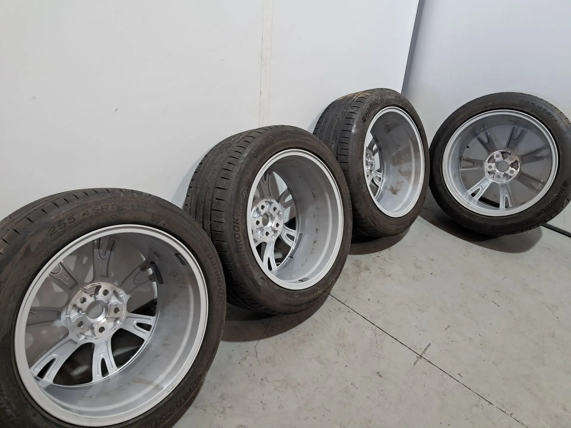 Set di cerchi TESLA Model Y (5YJY) Imagem-5