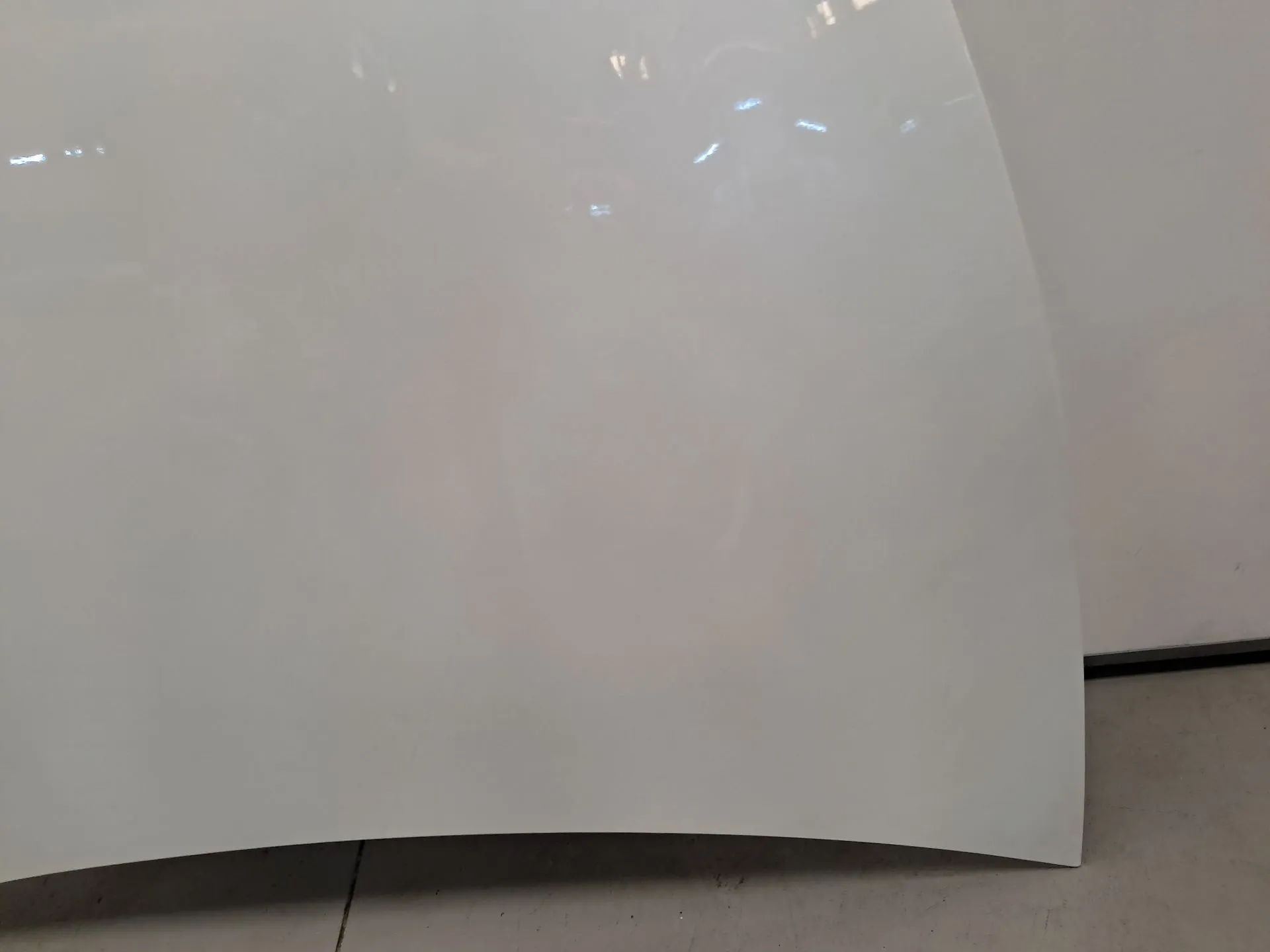 Capot TESLA Model Y (5YJY) Imagem-3