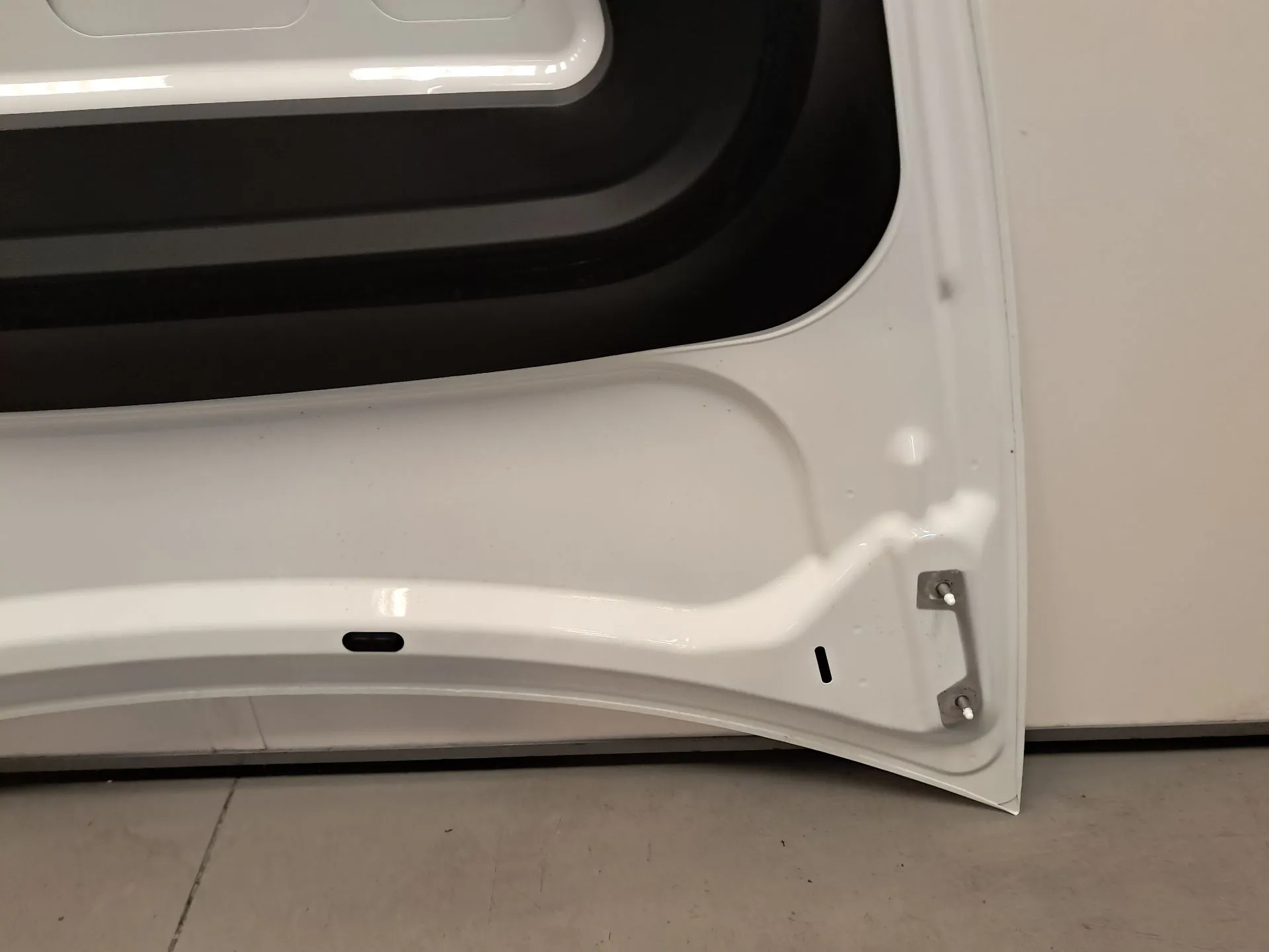 Capot TESLA Model Y (5YJY) Imagem-10