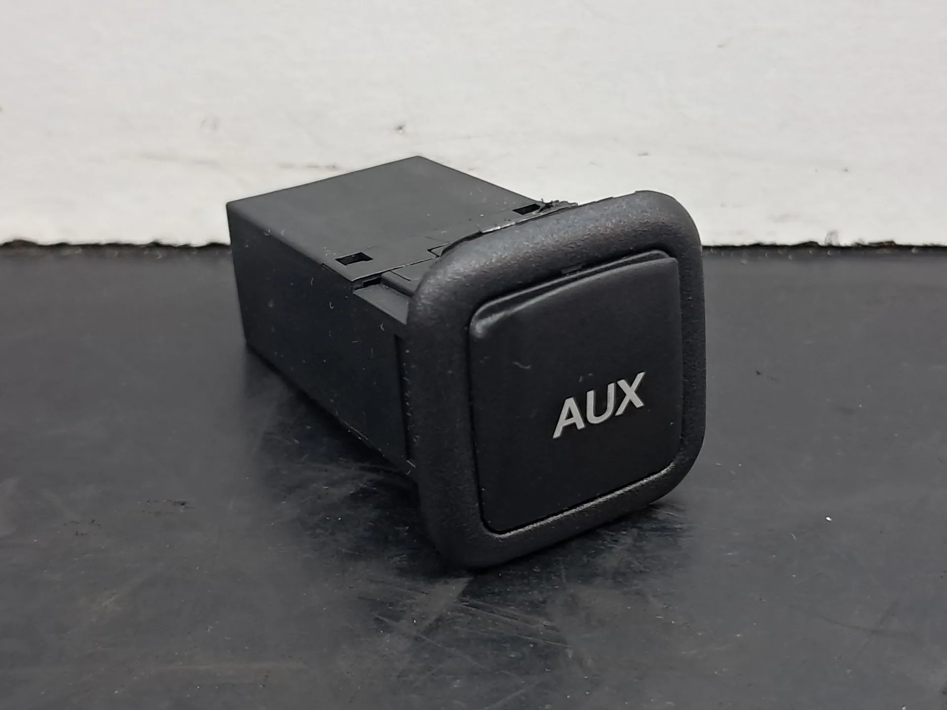 Módulo USB / AUX / IPOD AUDI A4 Allroad (8KH, B8) | 2009 - 2017
