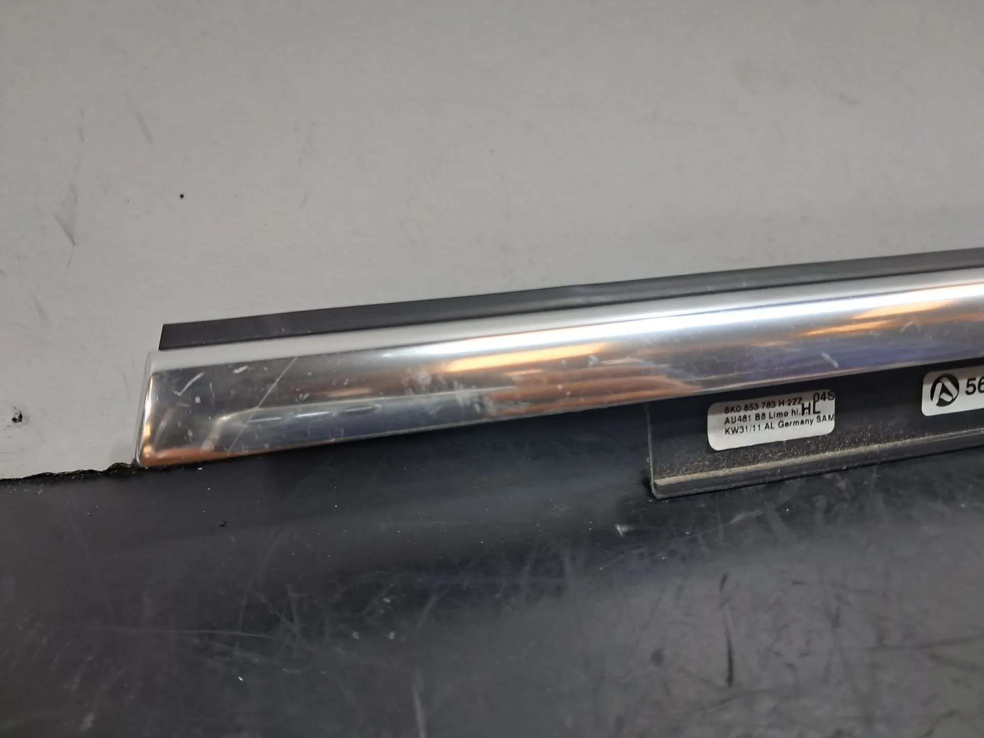 Raspador Vidrio de Puerta Trasera Izquierda AUDI A4 Allroad (8KH, B8) Imagem-1