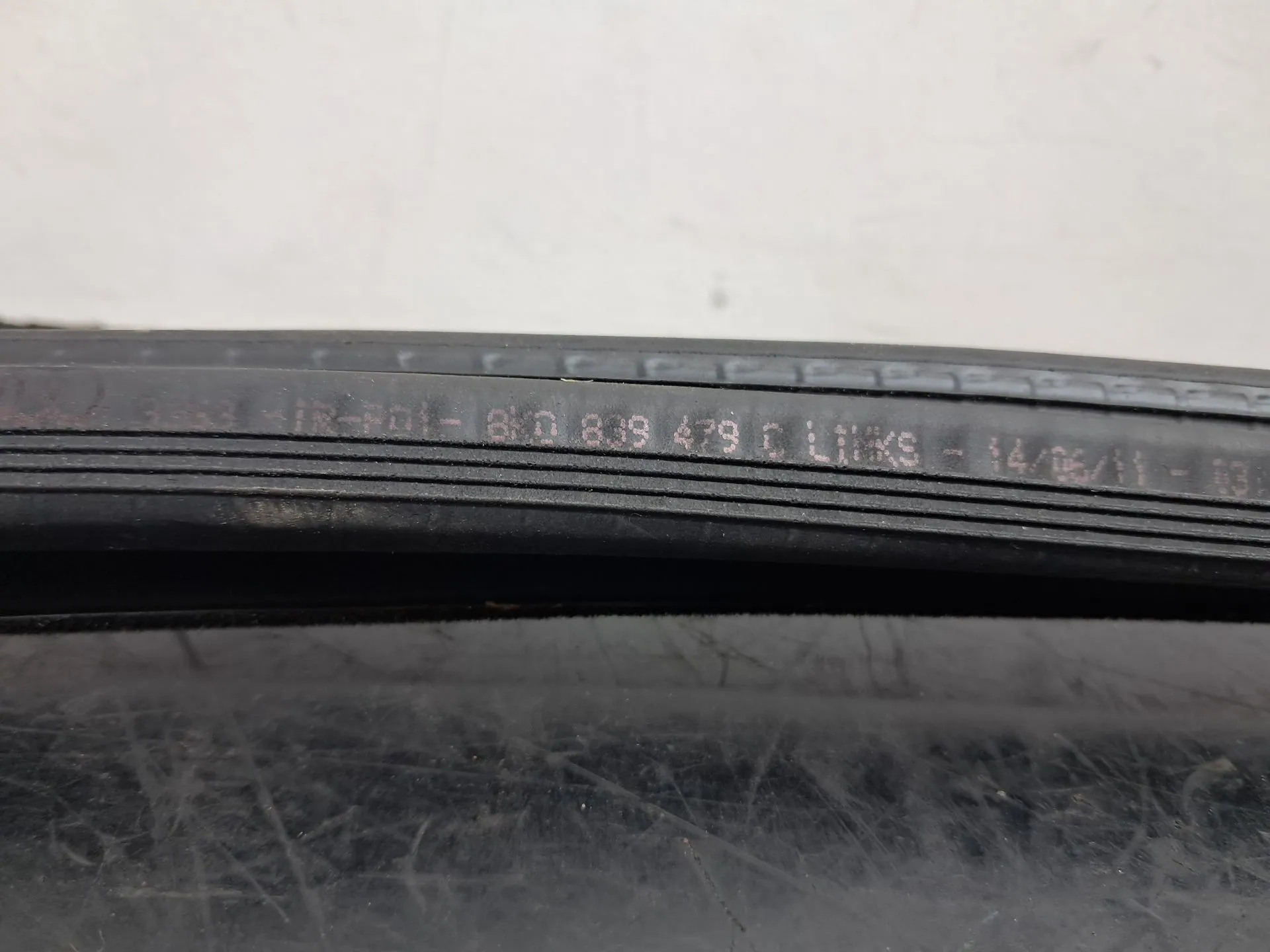 Raspador Vidrio de Puerta Trasera Izquierda AUDI A4 Allroad (8KH, B8) Imagem-1