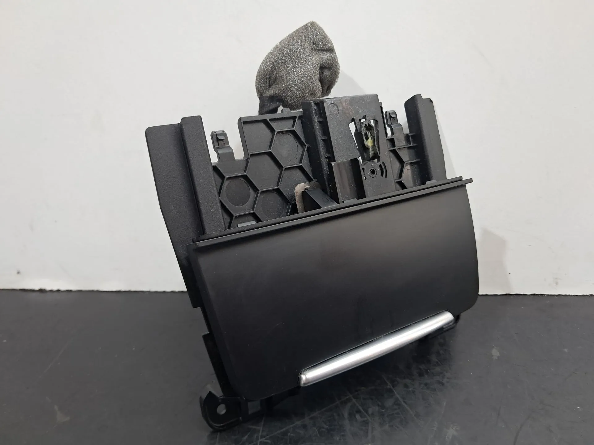 Cinzeiro AUDI A4 Allroad (8KH, B8)