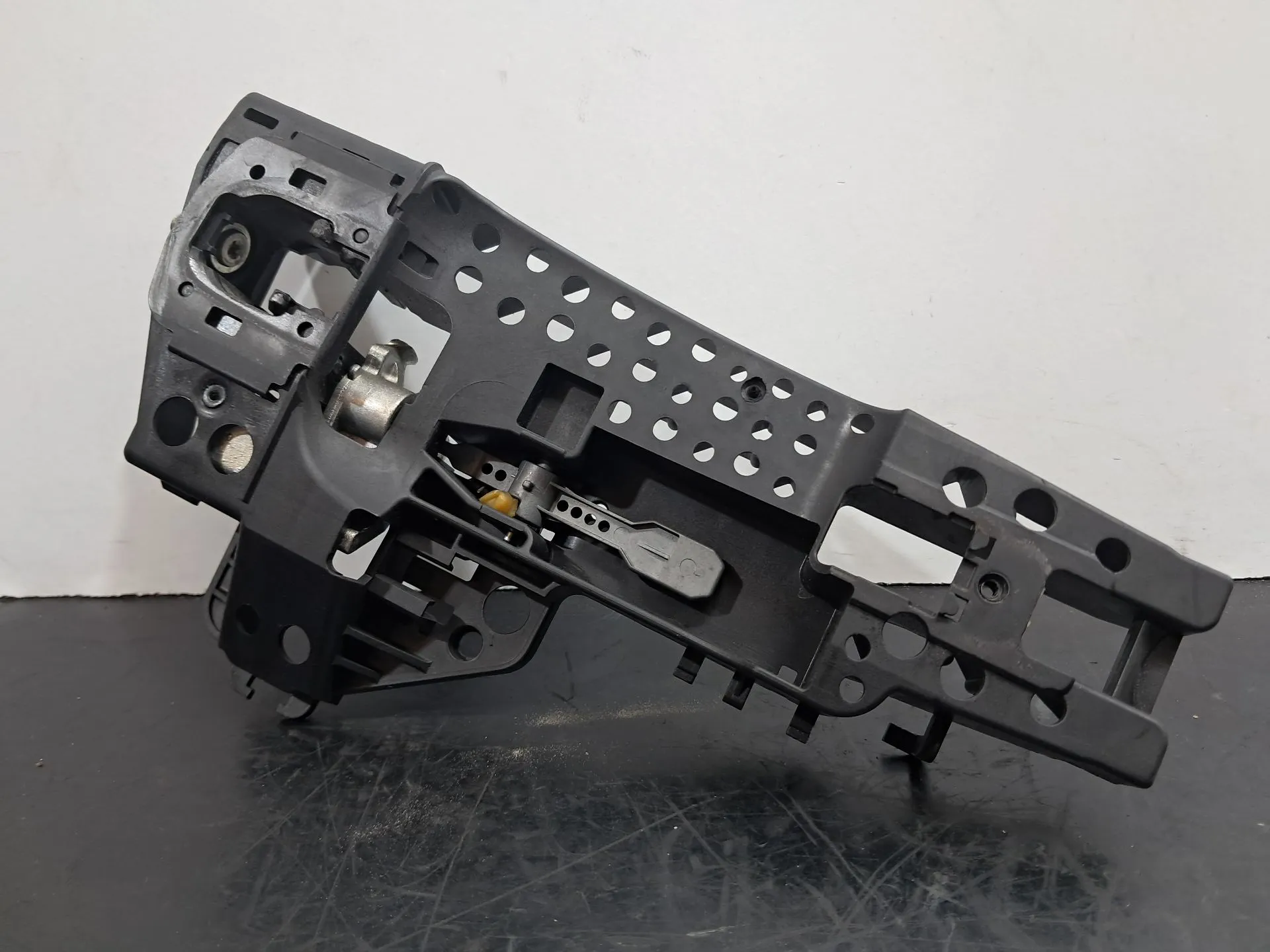 Supporto maniglia porta anteriore destra AUDI A4 Allroad (8KH, B8)