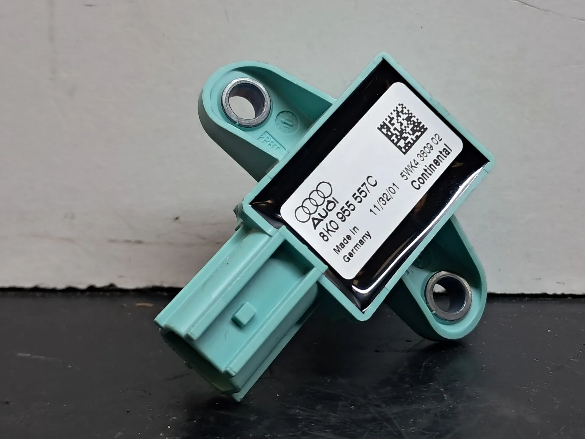 Sensor airbag Delantero Derecho AUDI A4 Allroad (8KH, B8)