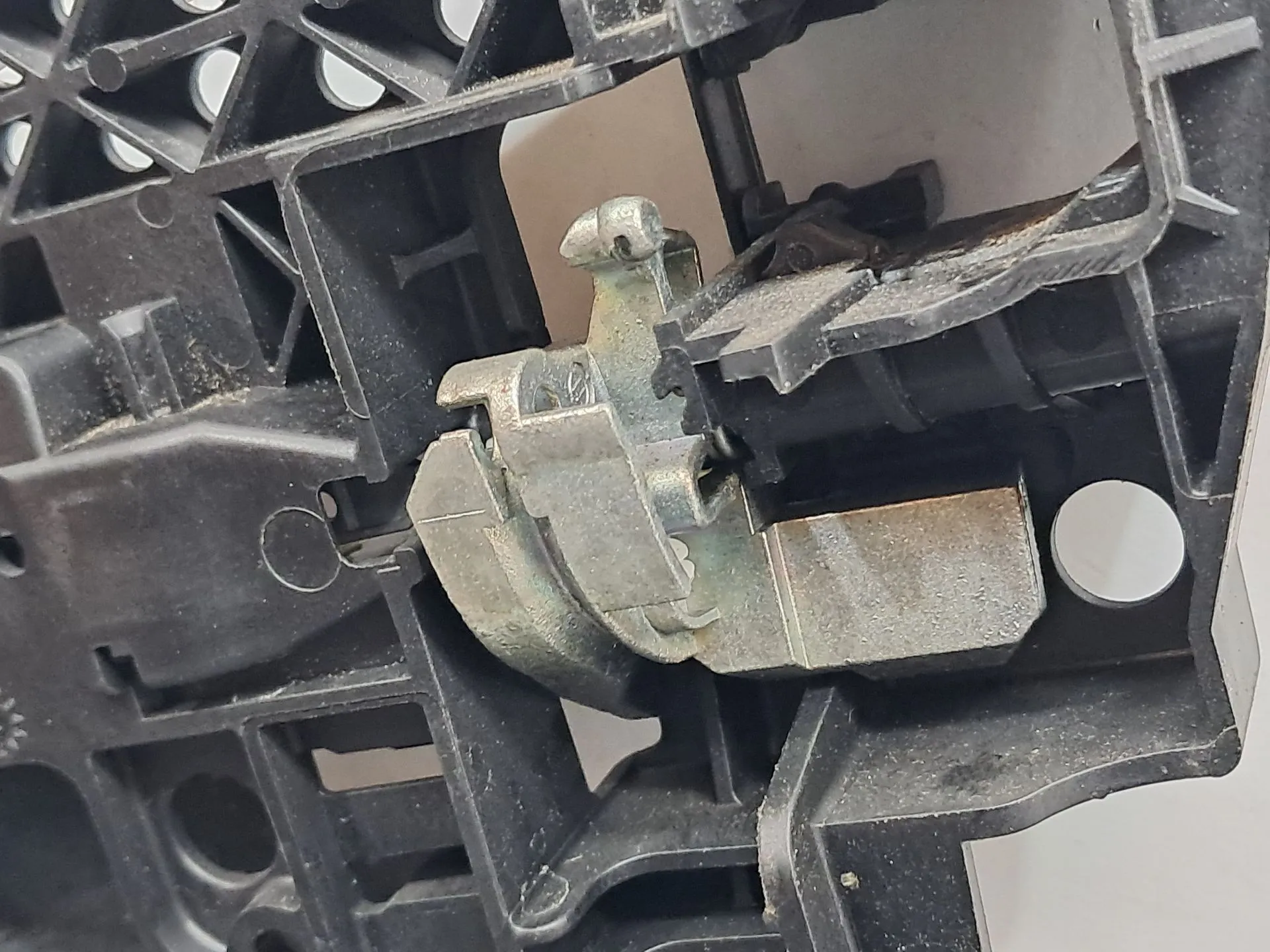 Suporte puxador porta trás direito AUDI A4 Allroad (8KH, B8) Imagem-4